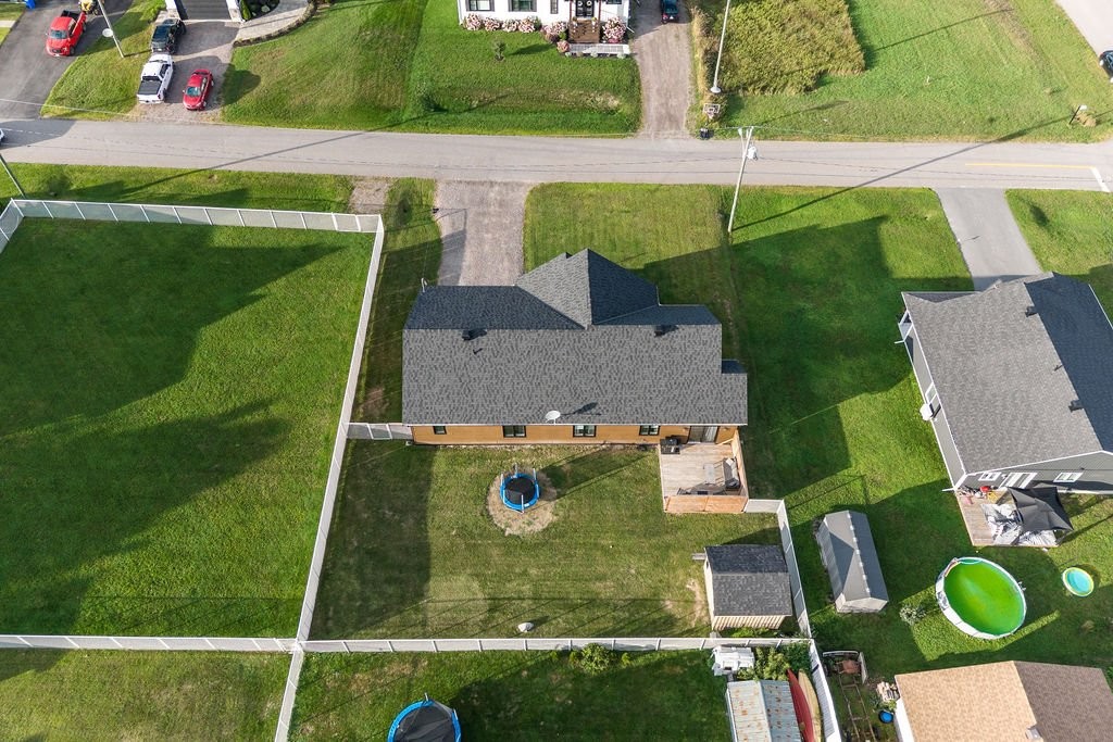 









24


Rue Armstrong

,
Shawville,




QC
J0X2Y0

