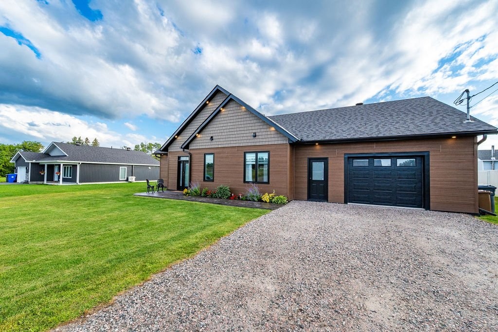 









24


Rue Armstrong

,
Shawville,




QC
J0X2Y0

