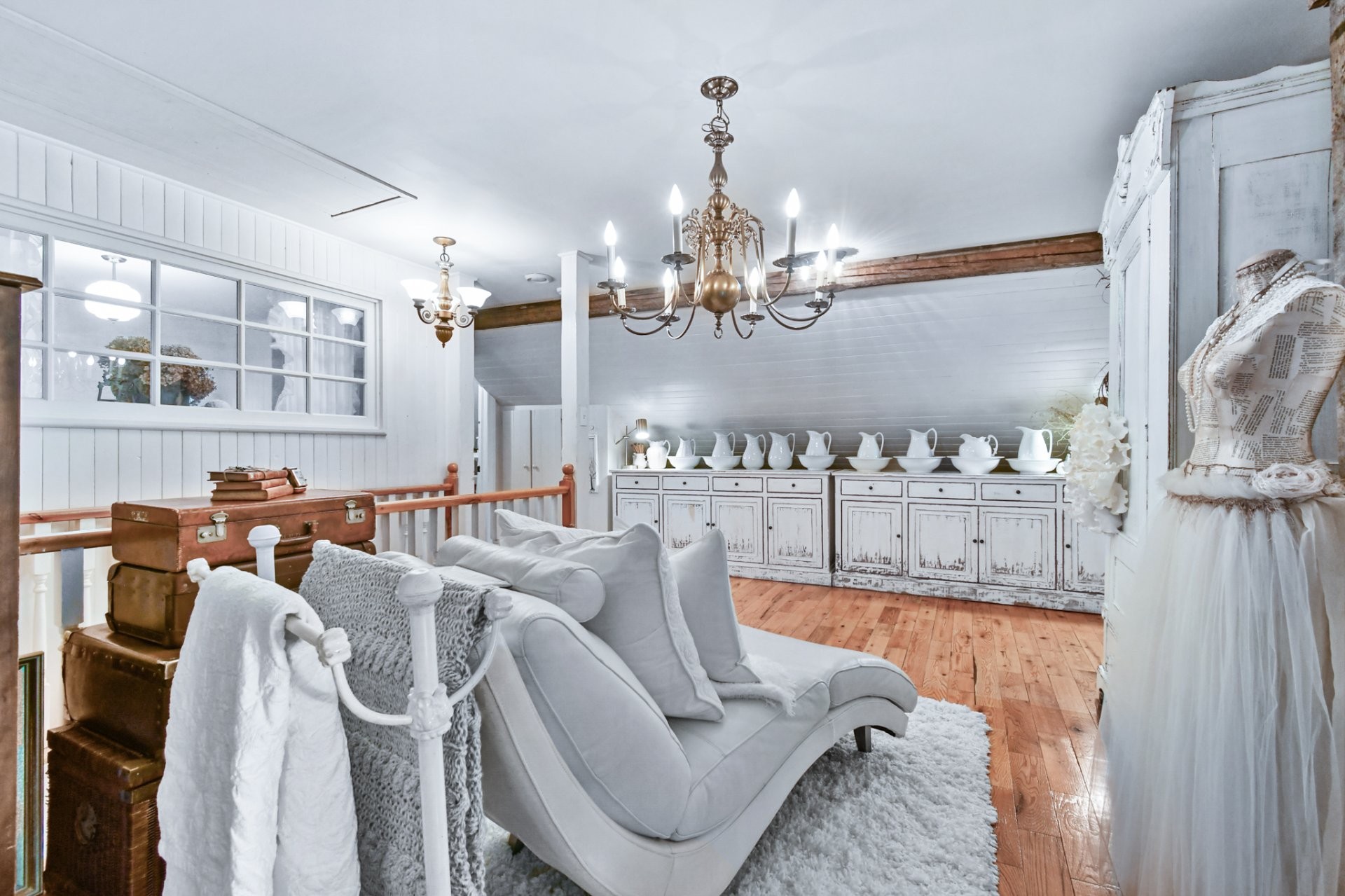









647


Boul. Lacombe

,
Repentigny (Le Gardeur),




QC
J5Z2P7

