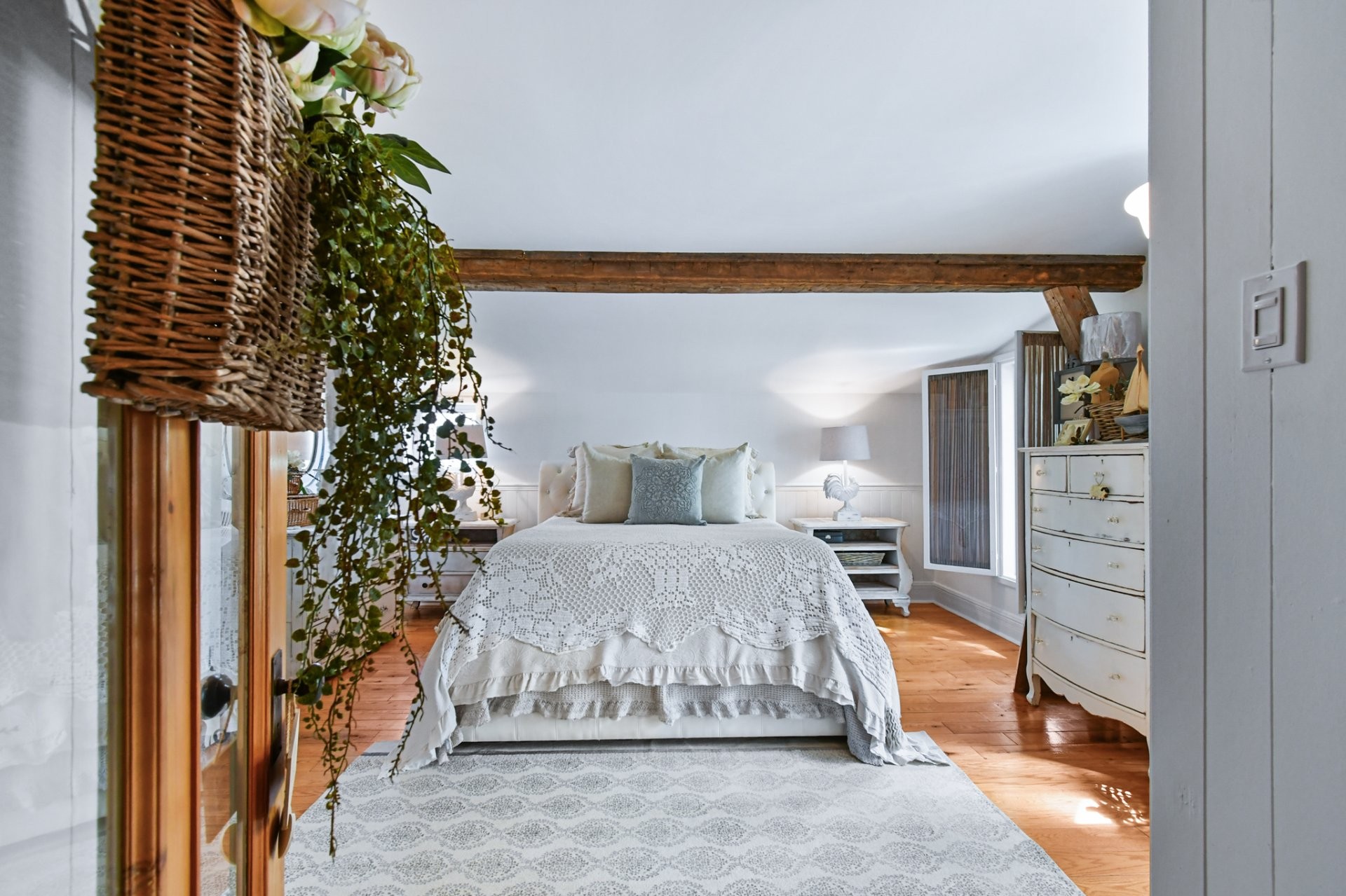 









647


Boul. Lacombe

,
Repentigny (Le Gardeur),




QC
J5Z2P7


