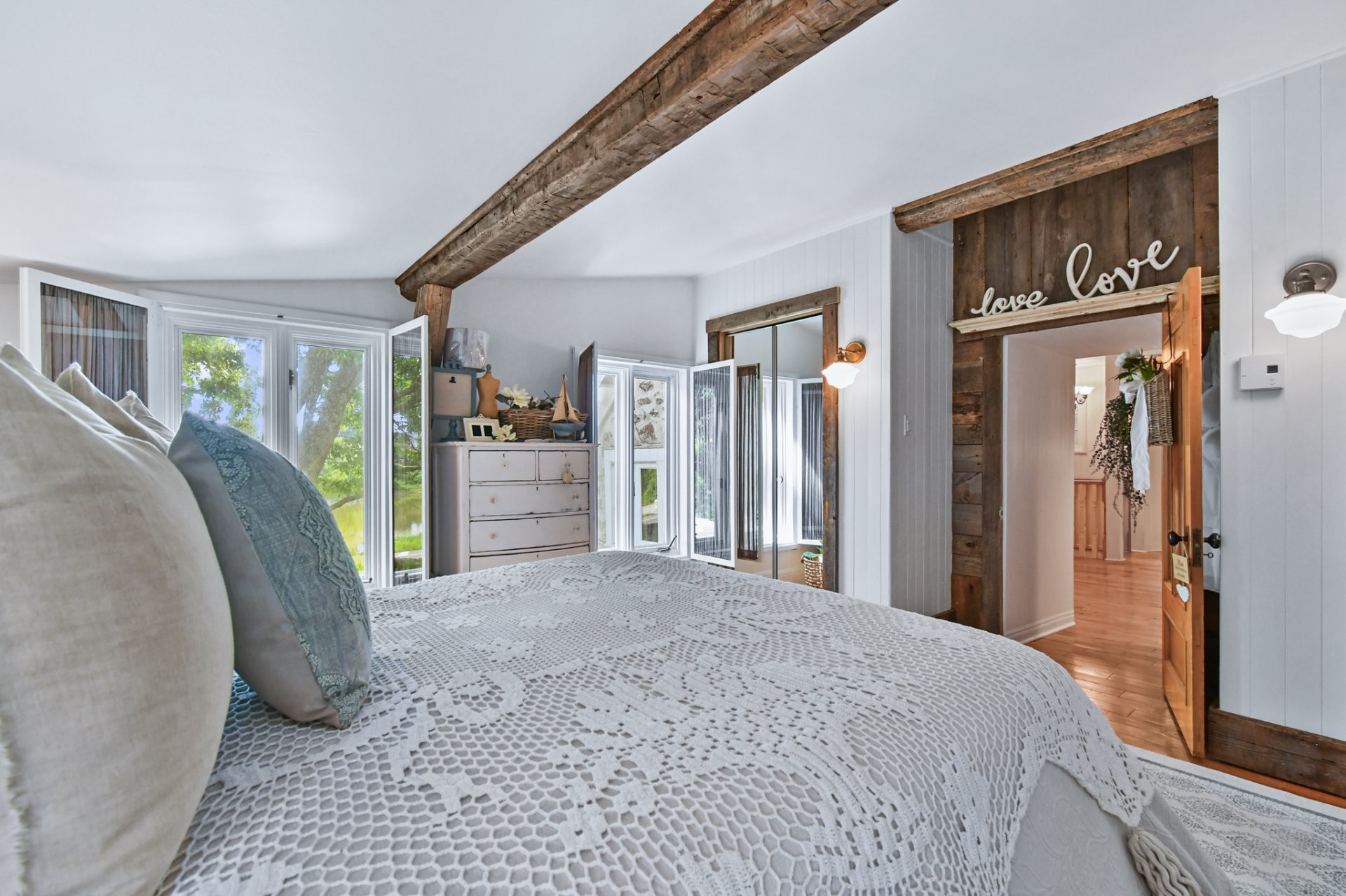 









647


Boul. Lacombe

,
Repentigny (Le Gardeur),




QC
J5Z2P7

