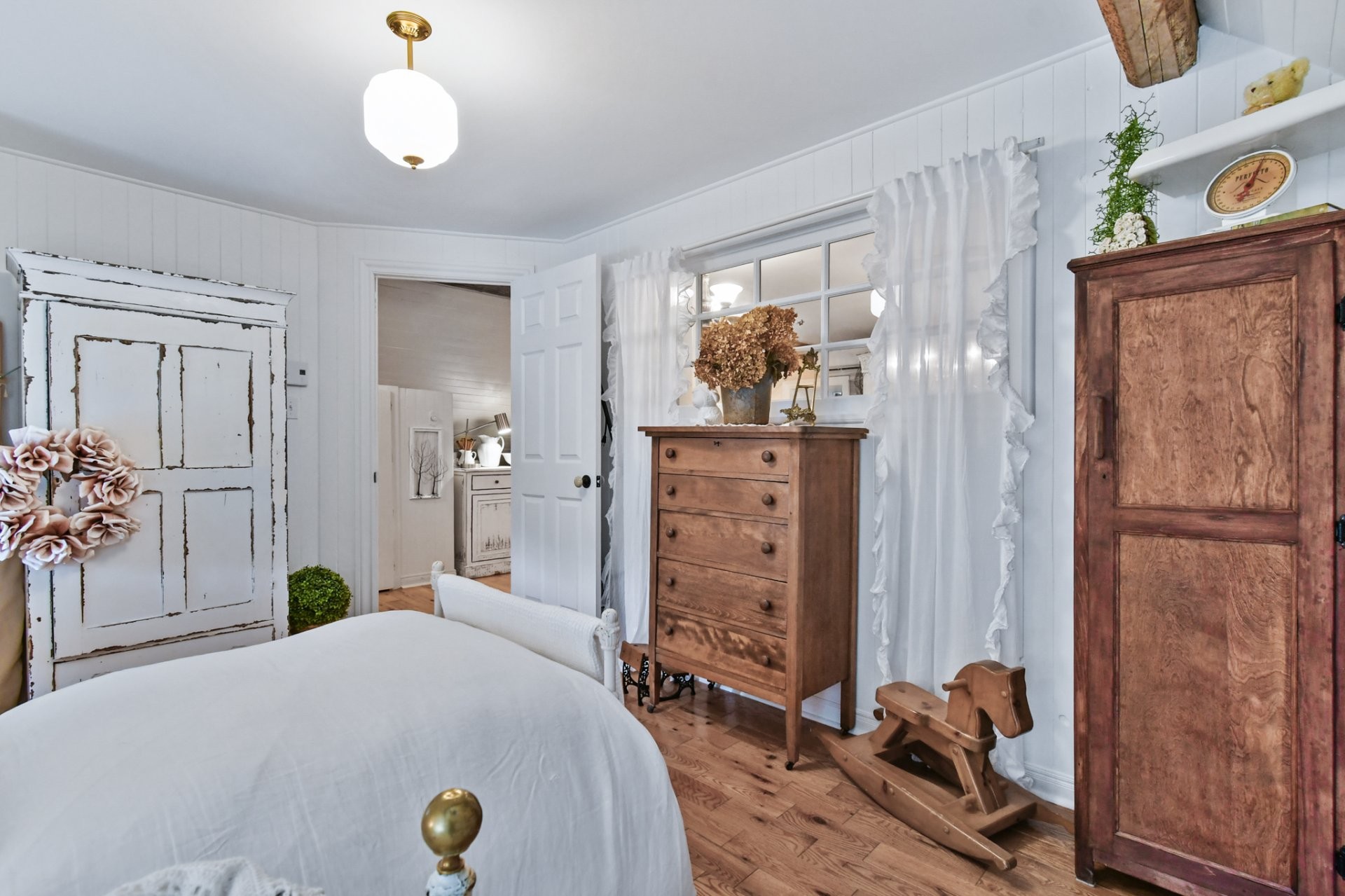 









647


Boul. Lacombe

,
Repentigny (Le Gardeur),




QC
J5Z2P7

