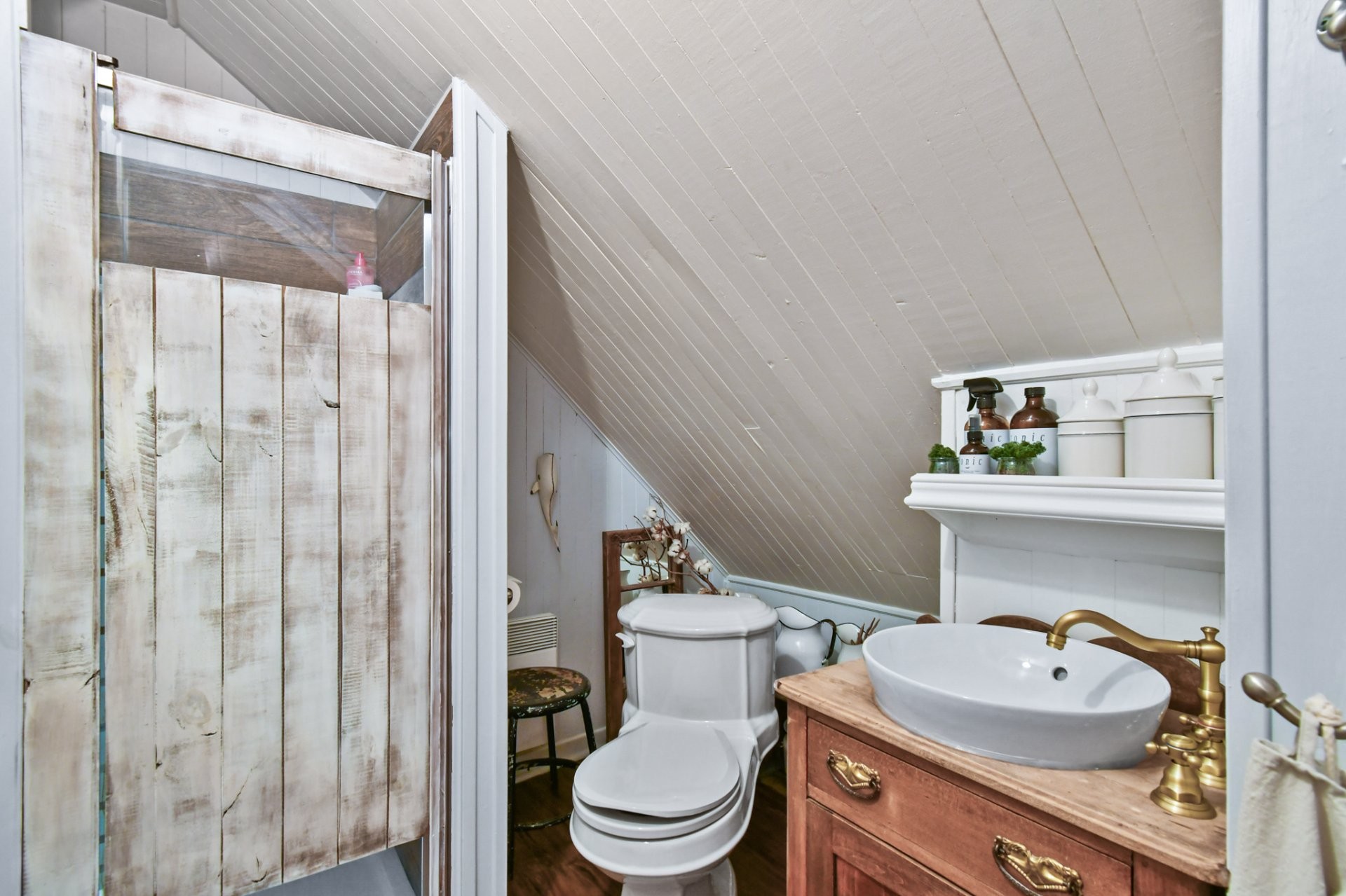 









647


Boul. Lacombe

,
Repentigny (Le Gardeur),




QC
J5Z2P7

