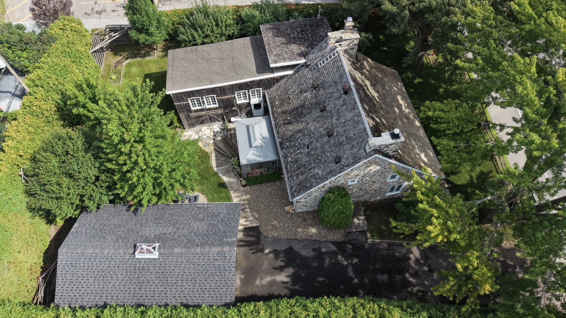









647


Boul. Lacombe

,
Repentigny (Le Gardeur),




QC
J5Z2P7


