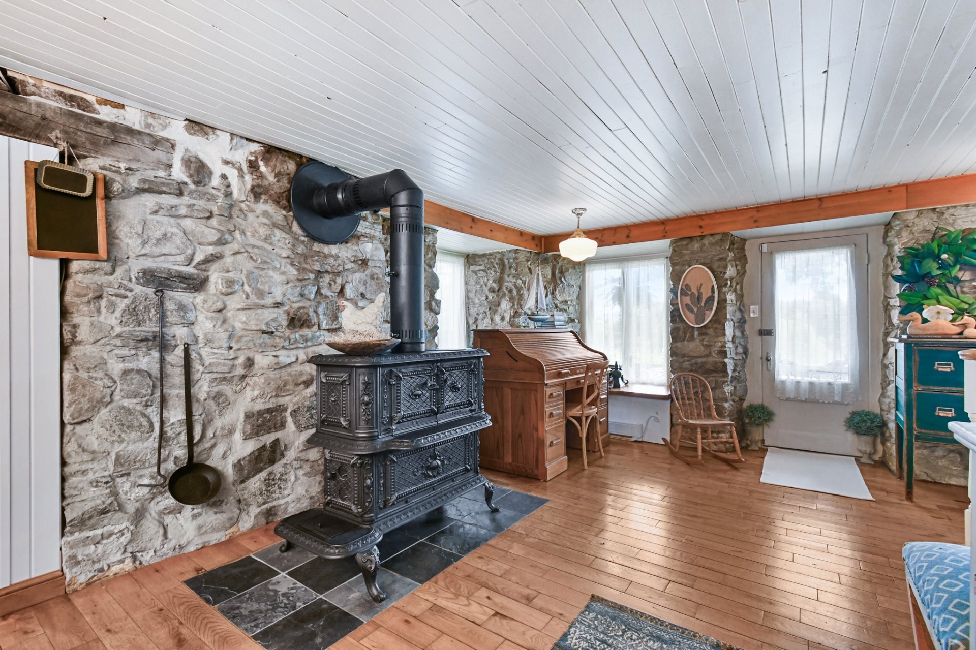 









647


Boul. Lacombe

,
Repentigny (Le Gardeur),




QC
J5Z2P7

