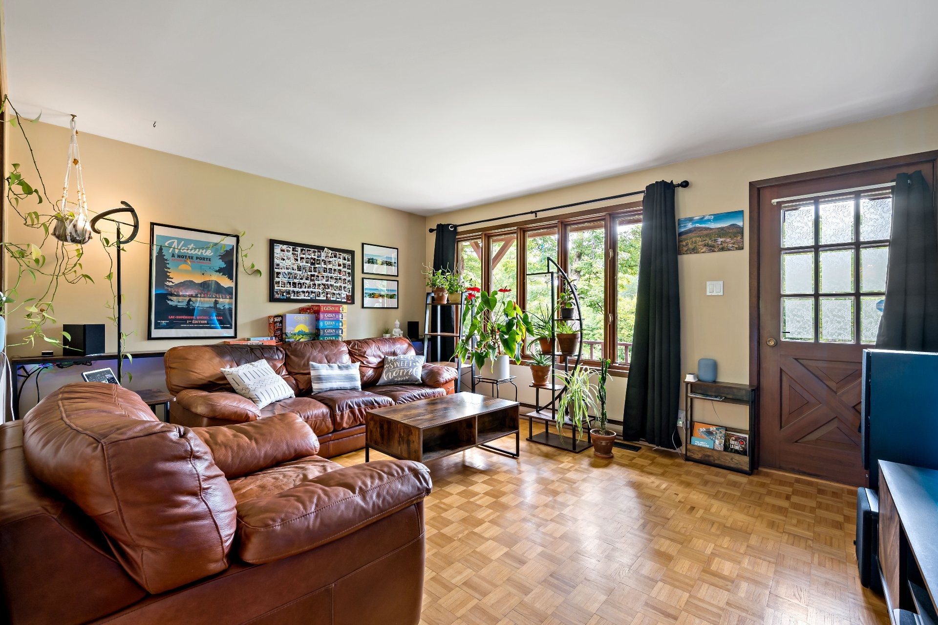 









301


Mtée Desjardins

,
Lac-Supérieur,




QC
J0T1J0

