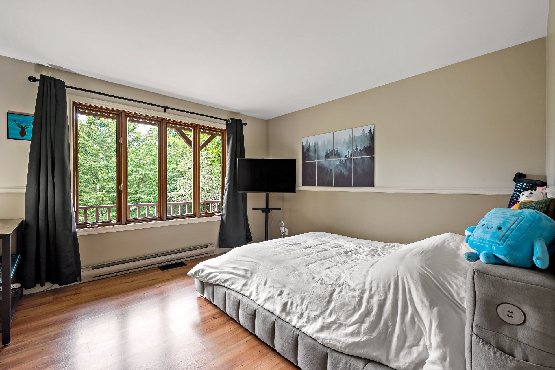 









301


Mtée Desjardins

,
Lac-Supérieur,




QC
J0T1J0

