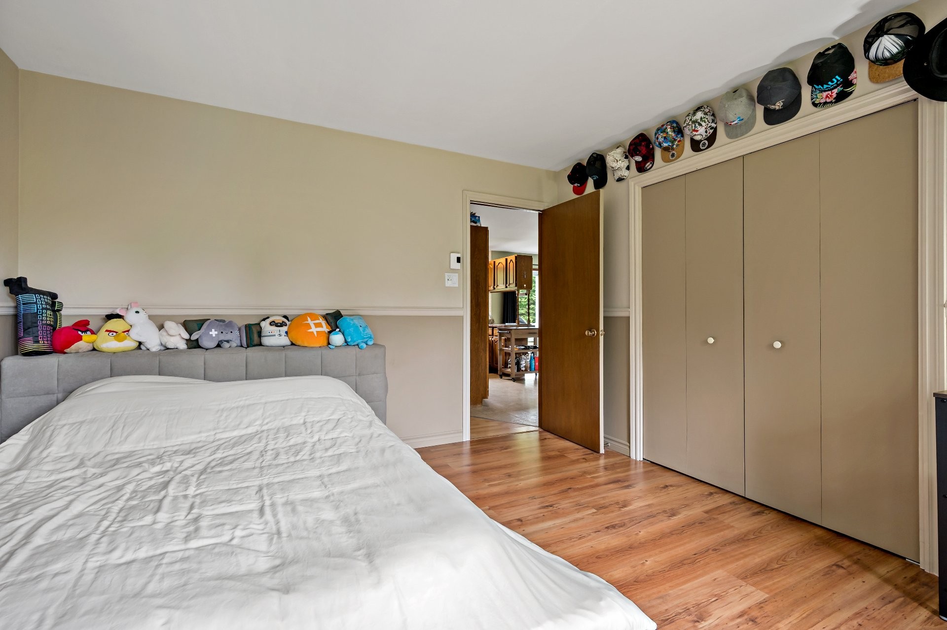 









301


Mtée Desjardins

,
Lac-Supérieur,




QC
J0T1J0

