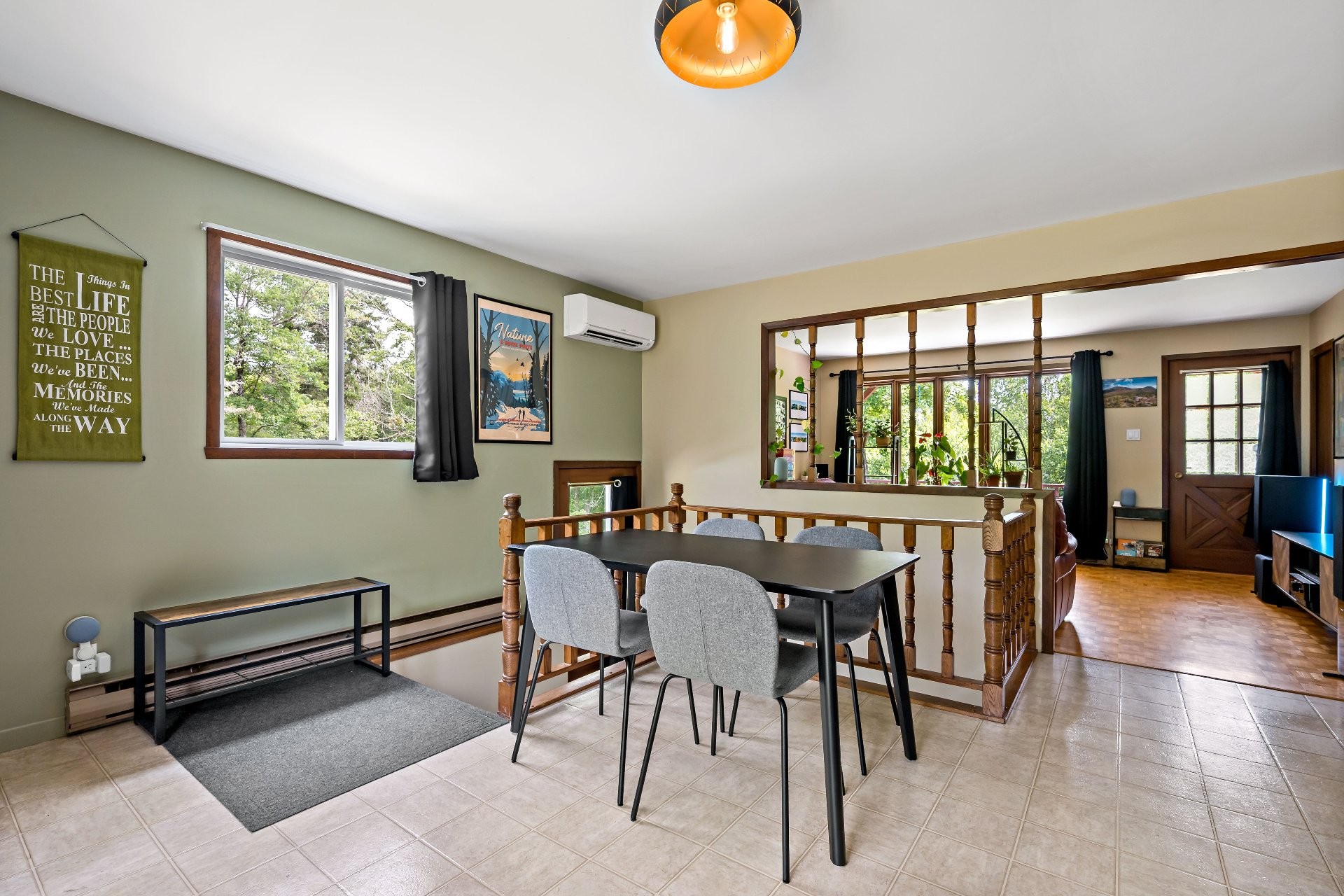 









301


Mtée Desjardins

,
Lac-Supérieur,




QC
J0T1J0

