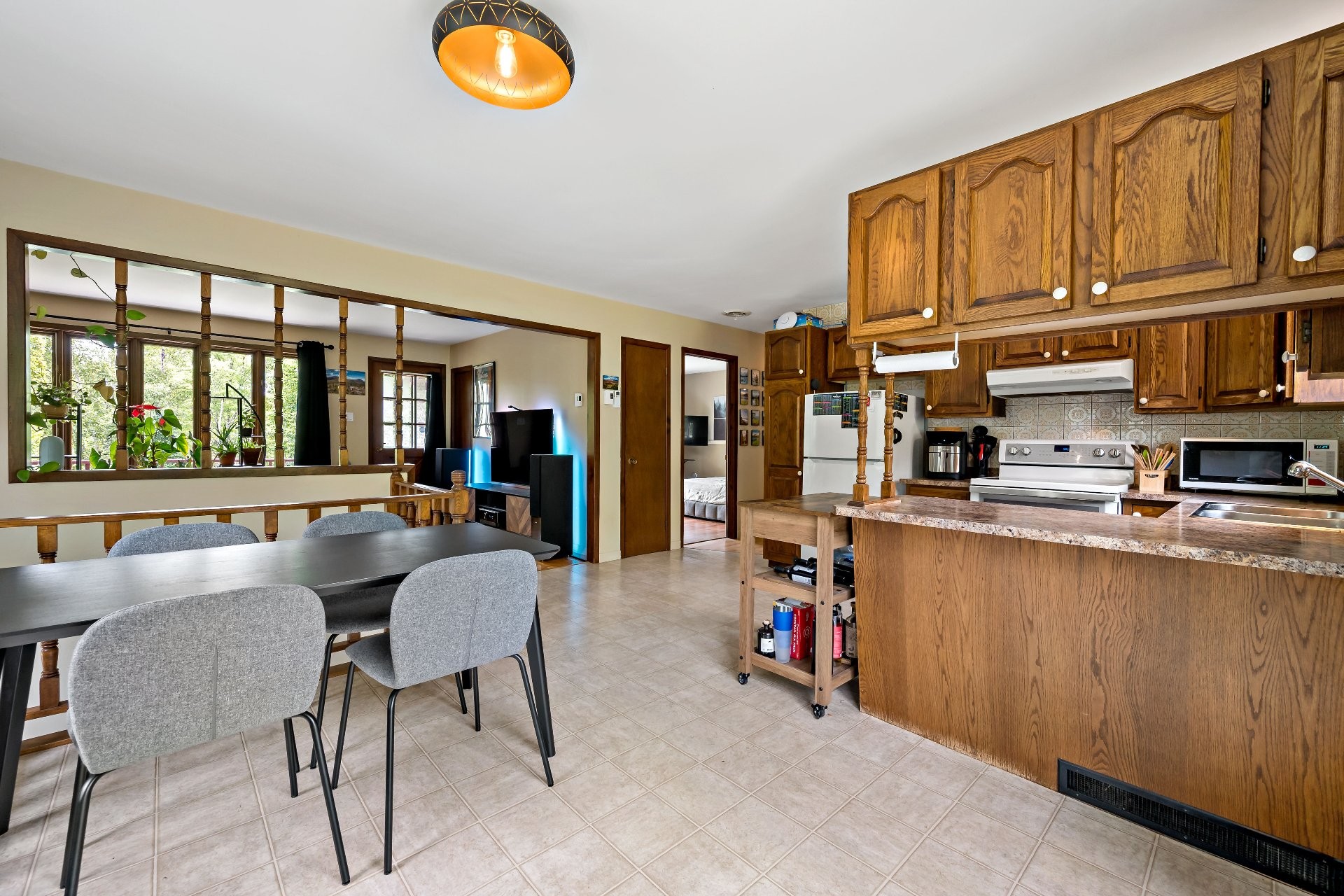 









301


Mtée Desjardins

,
Lac-Supérieur,




QC
J0T1J0

