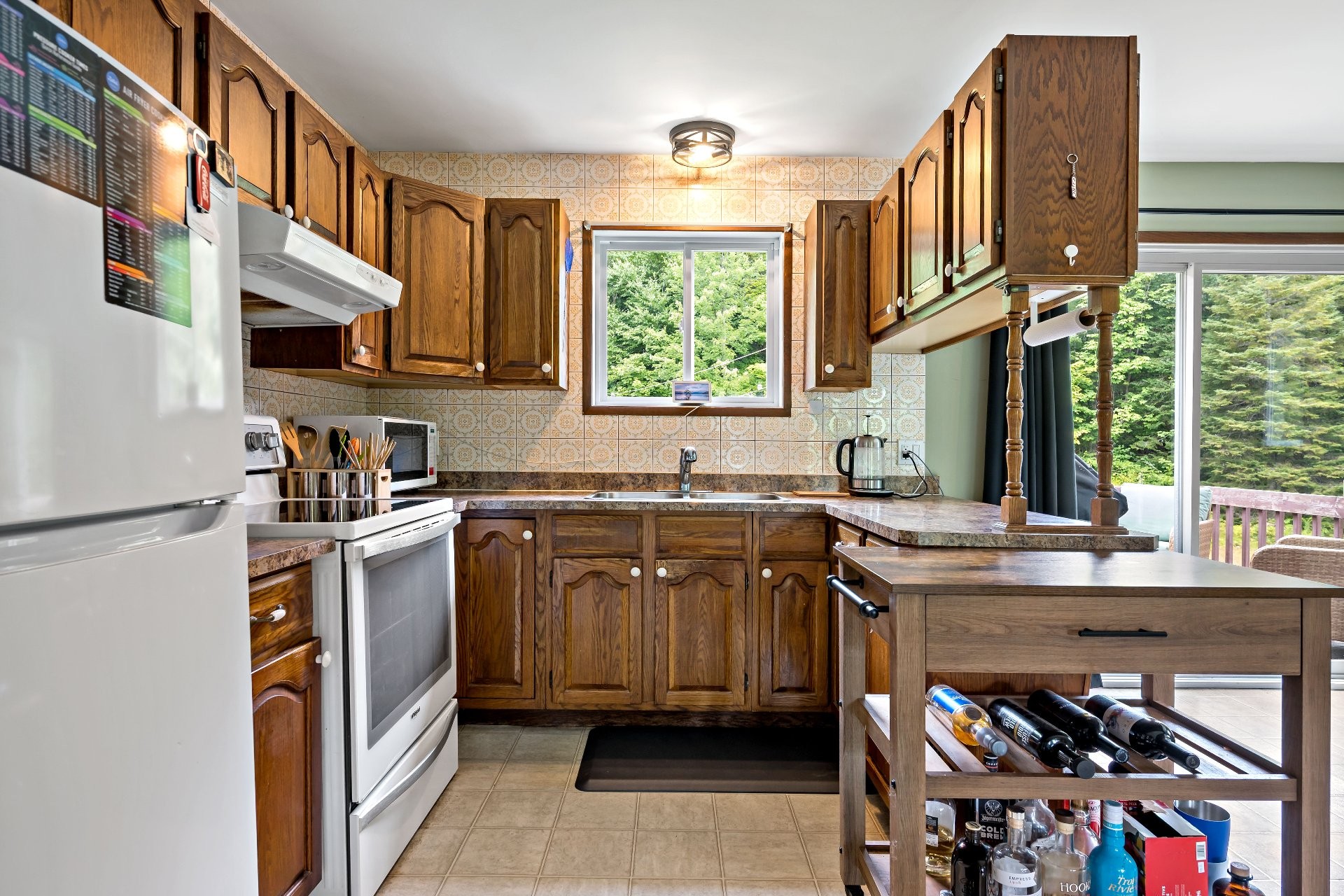









301


Mtée Desjardins

,
Lac-Supérieur,




QC
J0T1J0

