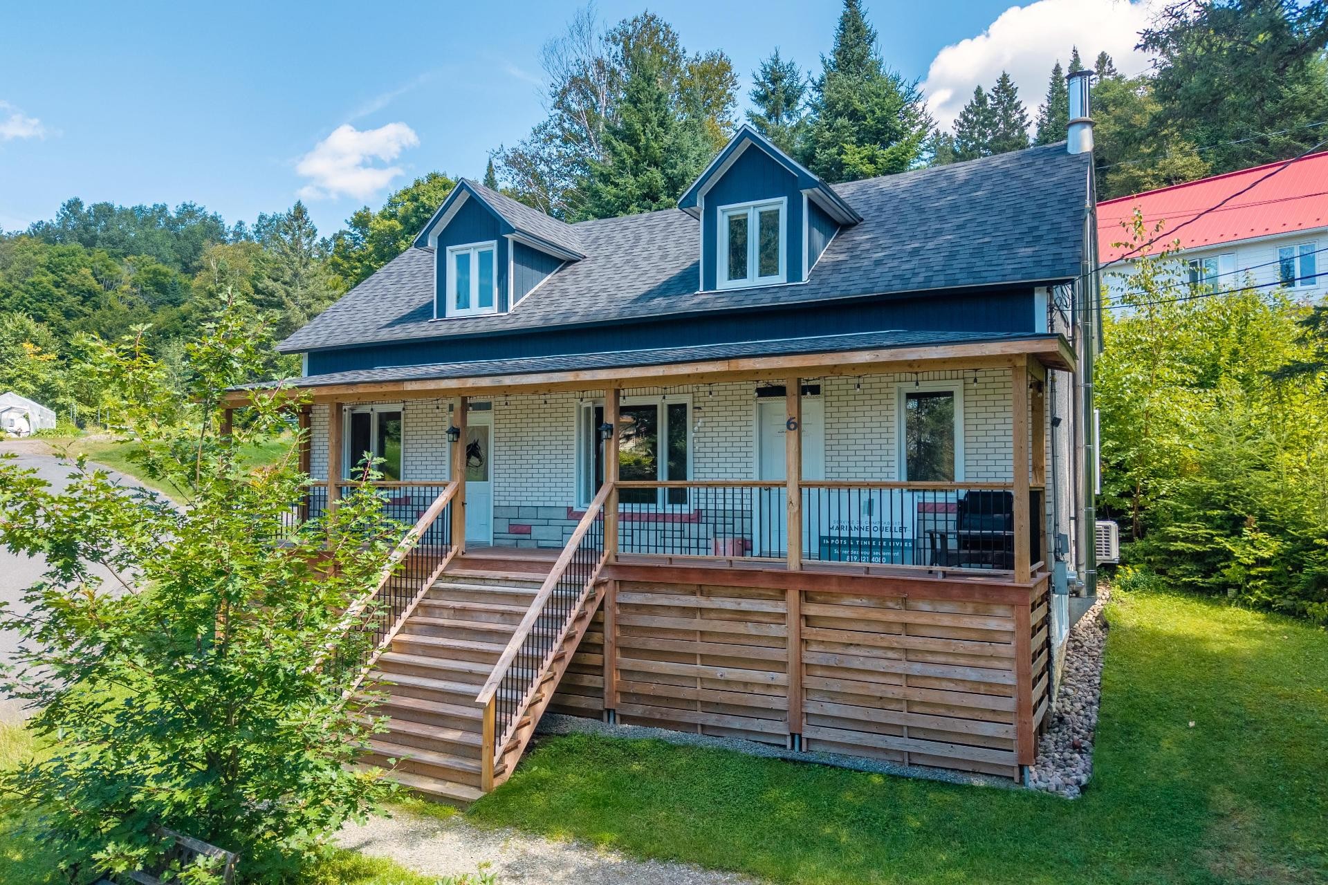 









6


Rue Airville N.

,
Mont-Blanc,




QC
J0T2G0

