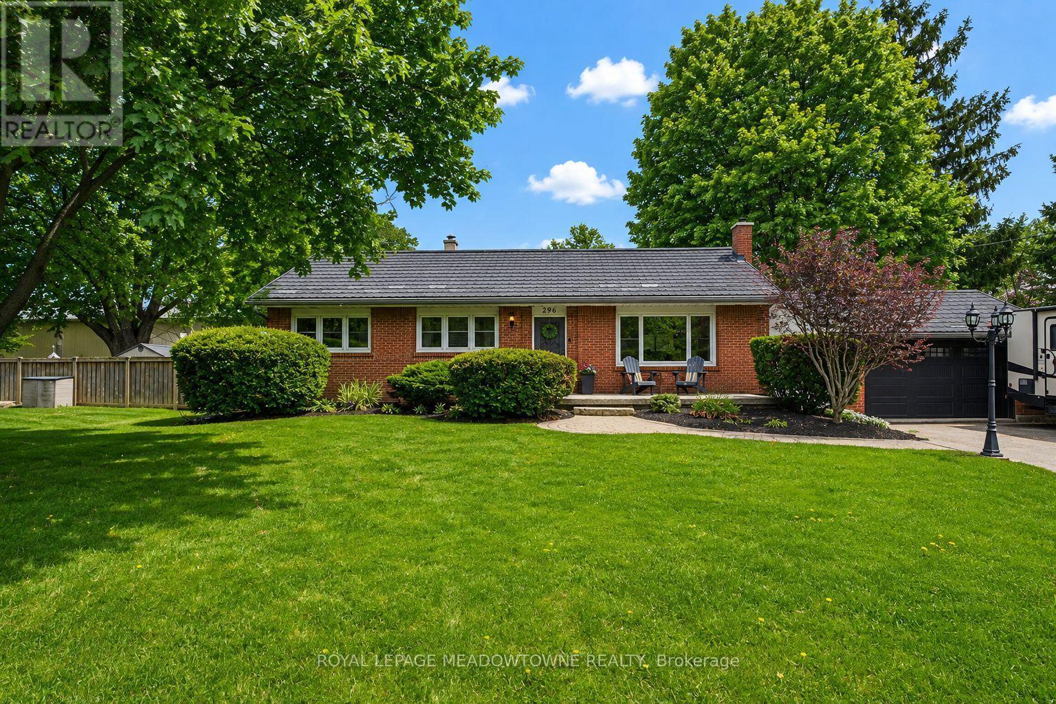 












296 PROGRESTON ROAD

,
Hamilton,




Ontario
L0R1H1

