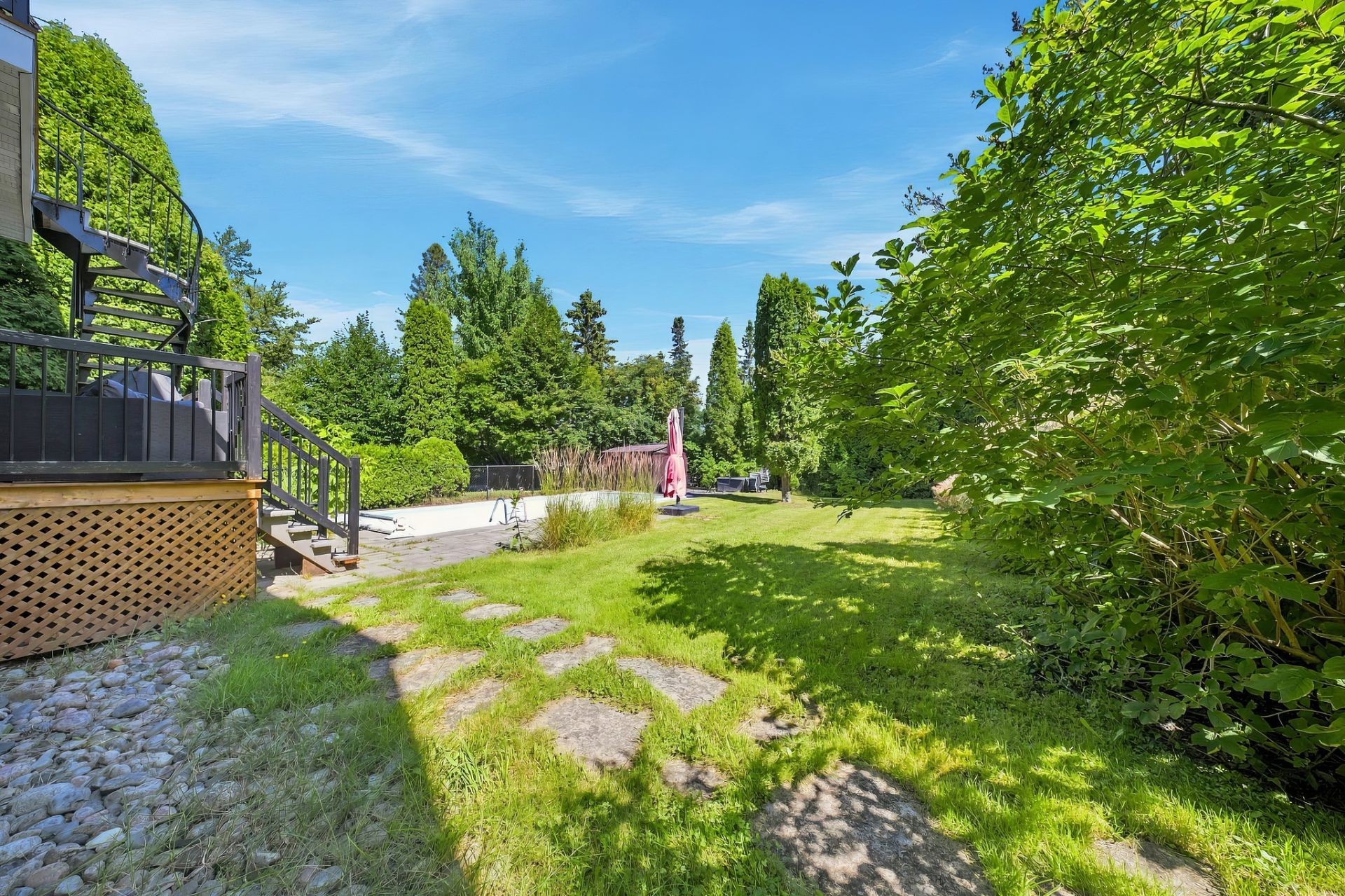 









673

 - 681


Ch. Sydenham

,
Saguenay (Chicoutimi),




QC
G7H2G7

