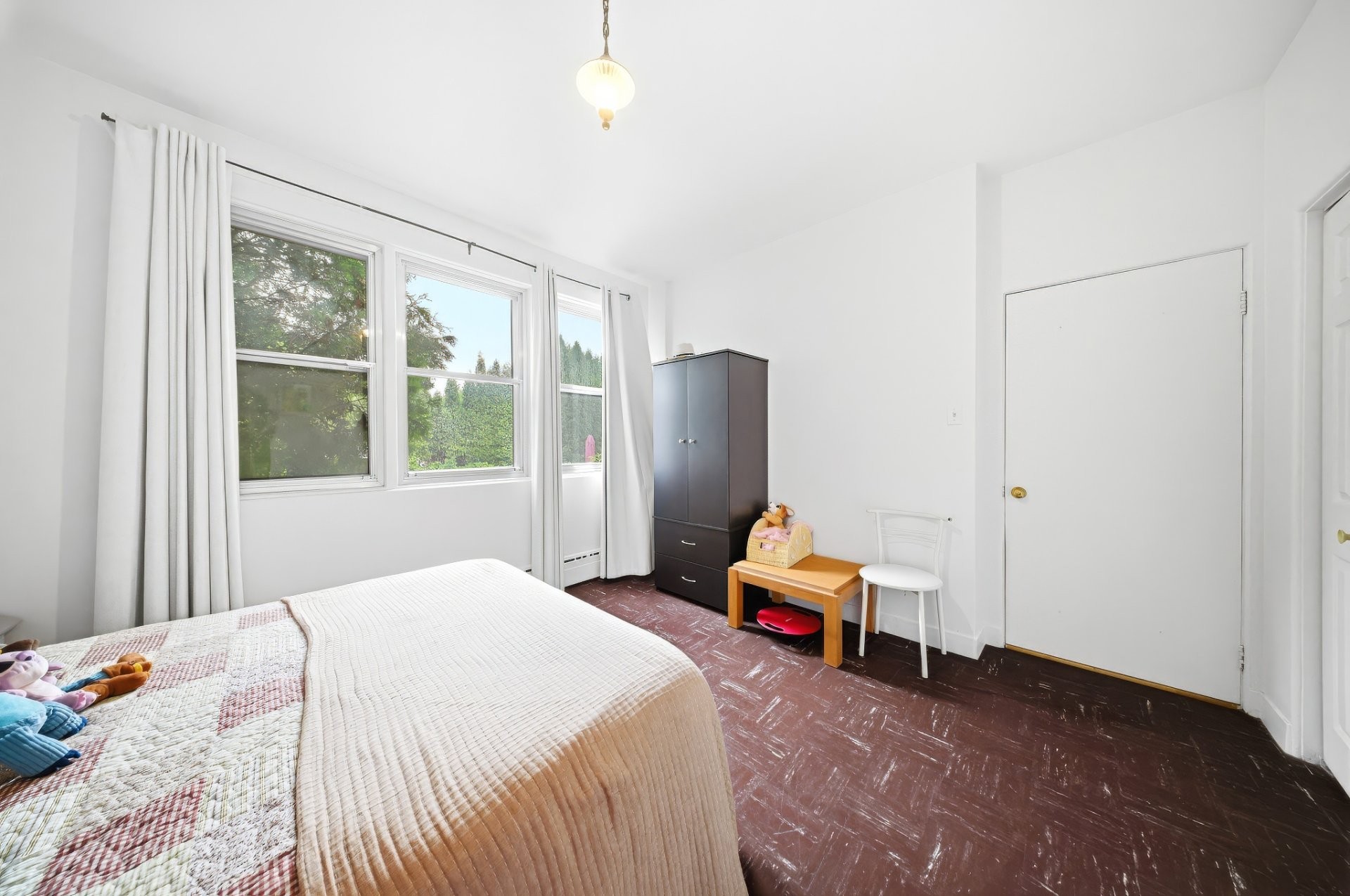 









673

 - 681


Ch. Sydenham

,
Saguenay (Chicoutimi),




QC
G7H2G7

