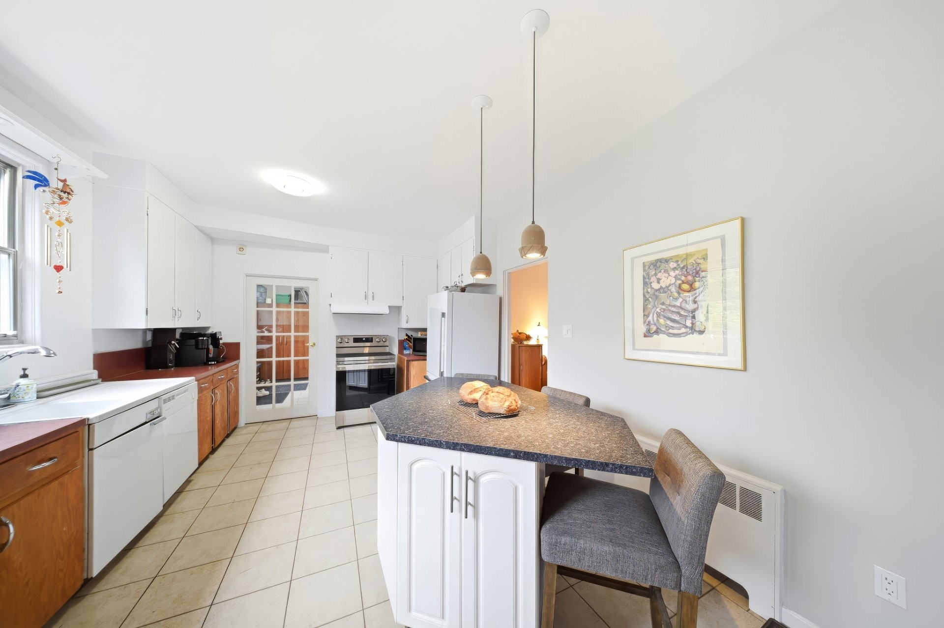 









673

 - 681


Ch. Sydenham

,
Saguenay (Chicoutimi),




QC
G7H2G7

