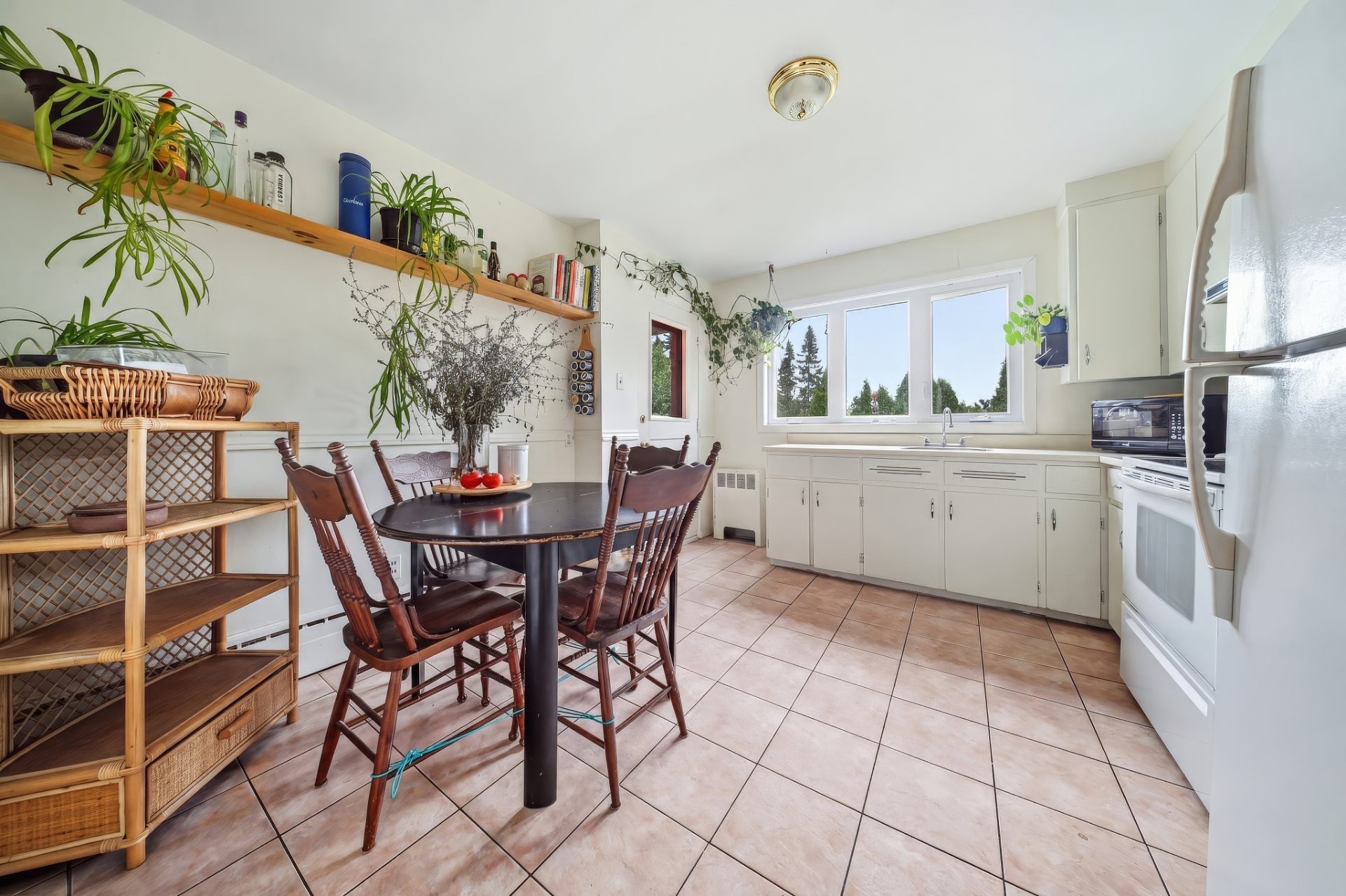 









673

 - 681


Ch. Sydenham

,
Saguenay (Chicoutimi),




QC
G7H2G7

