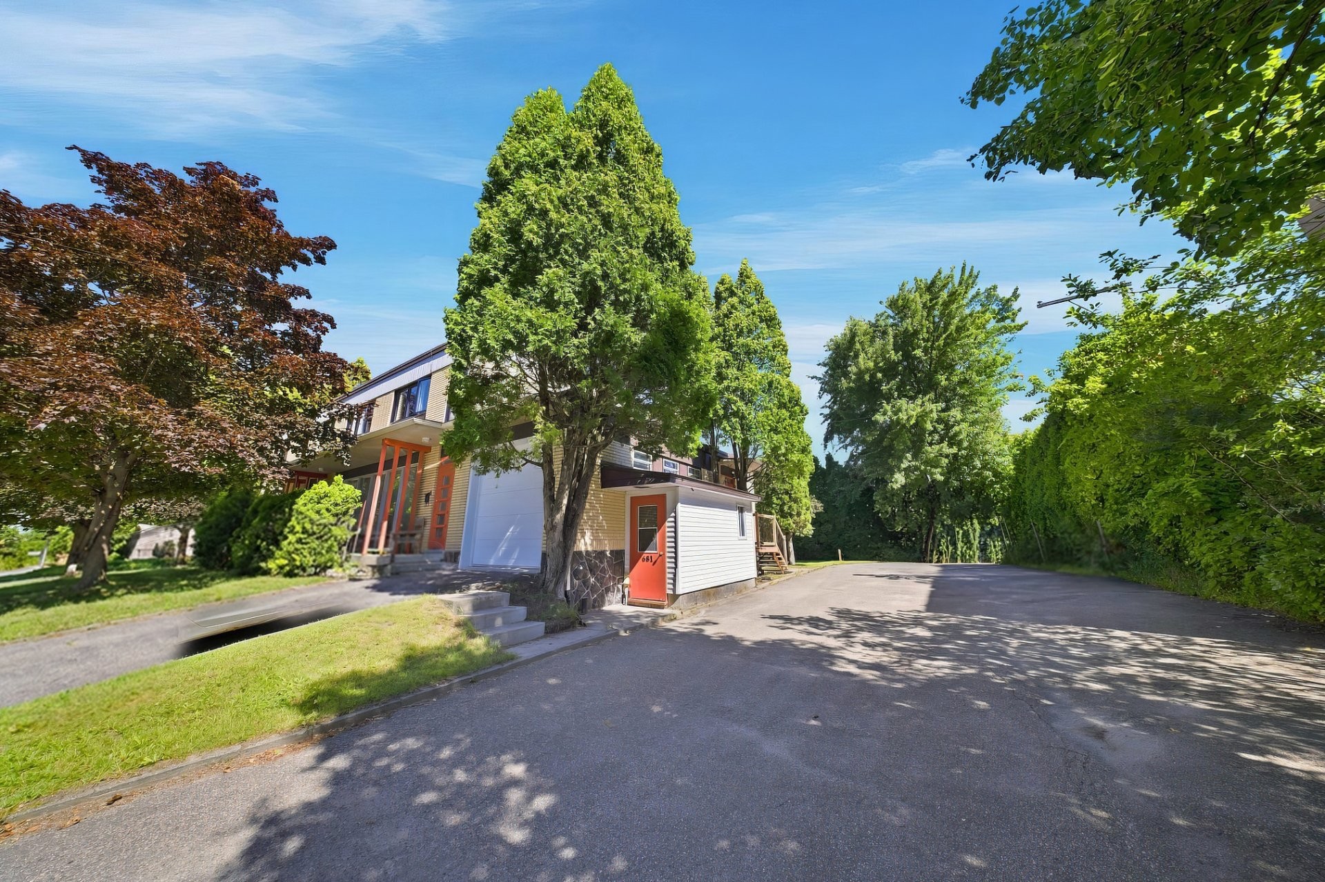 









673

 - 681


Ch. Sydenham

,
Saguenay (Chicoutimi),




QC
G7H2G7

