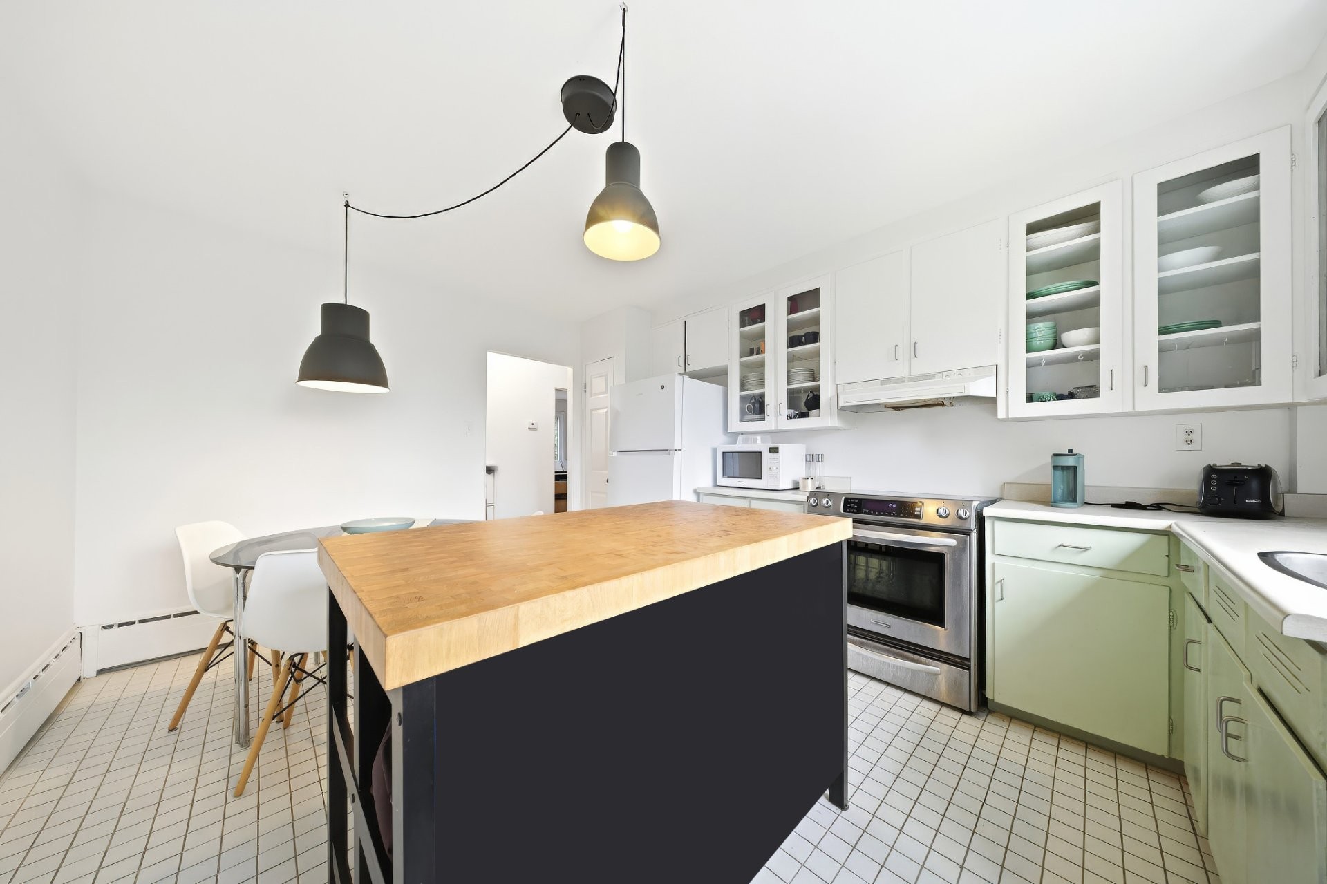 









673

 - 681


Ch. Sydenham

,
Saguenay (Chicoutimi),




QC
G7H2G7

