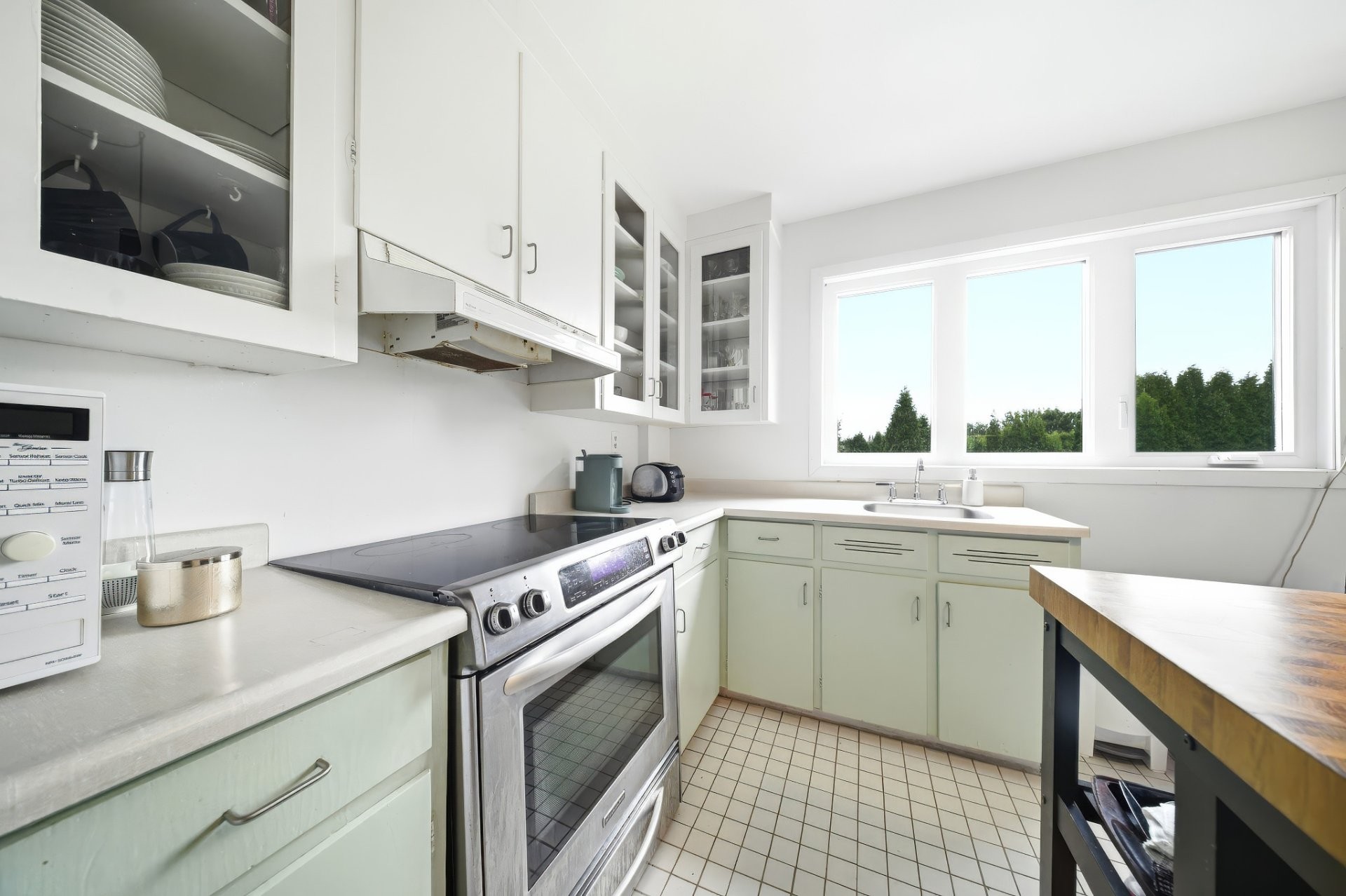 









673

 - 681


Ch. Sydenham

,
Saguenay (Chicoutimi),




QC
G7H2G7


