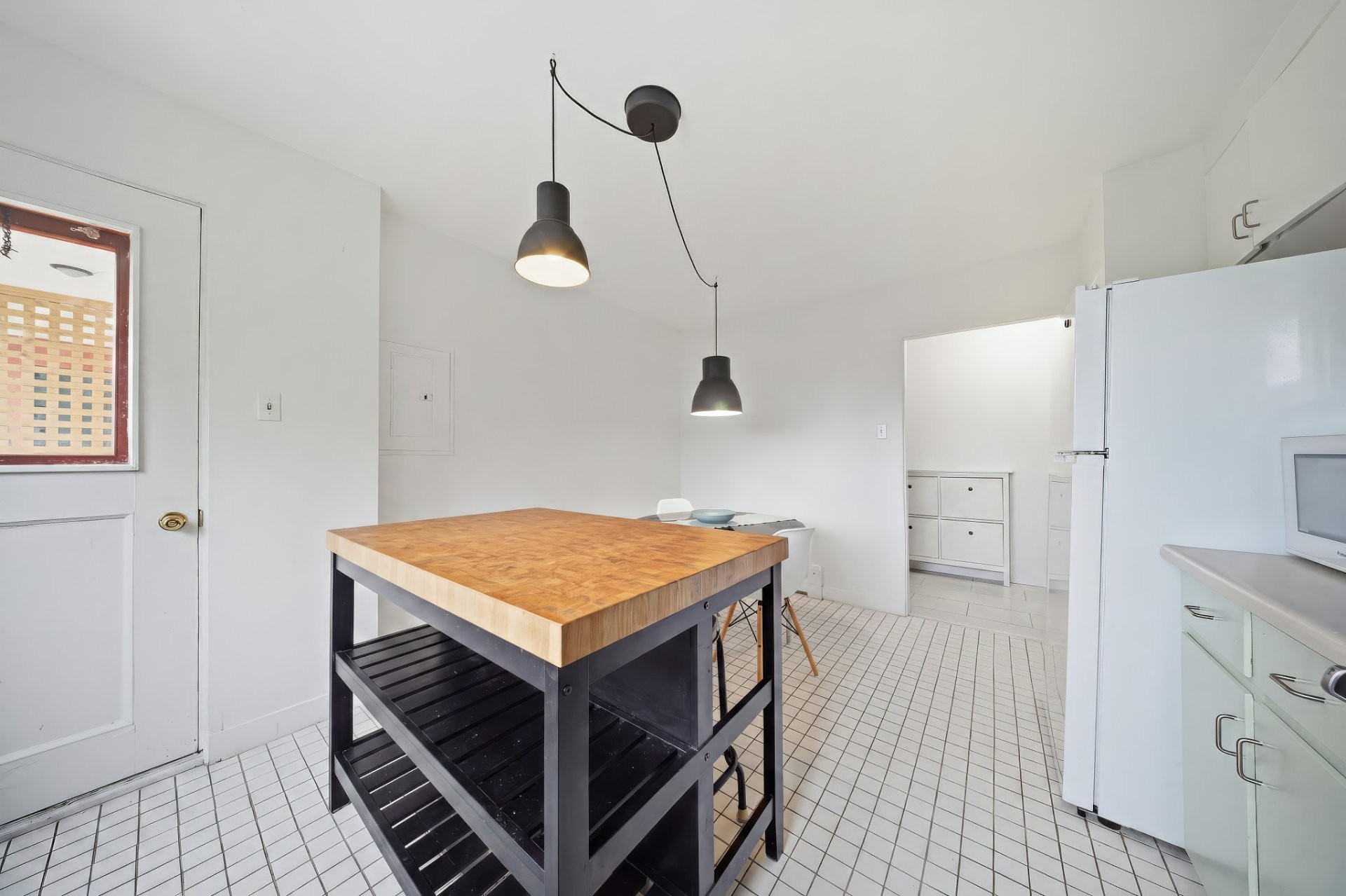 









673

 - 681


Ch. Sydenham

,
Saguenay (Chicoutimi),




QC
G7H2G7

