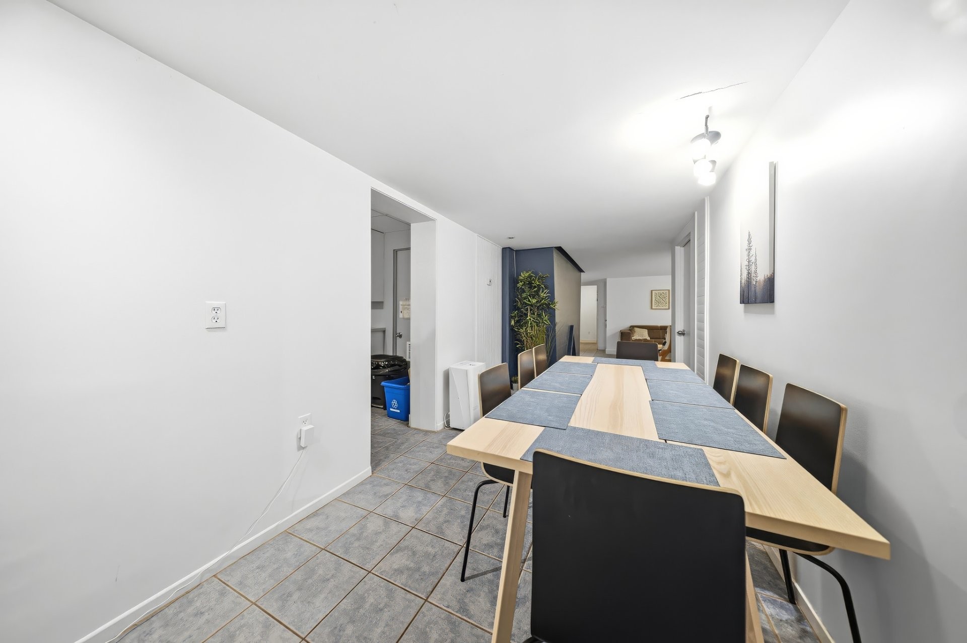 









673

 - 681


Ch. Sydenham

,
Saguenay (Chicoutimi),




QC
G7H2G7


