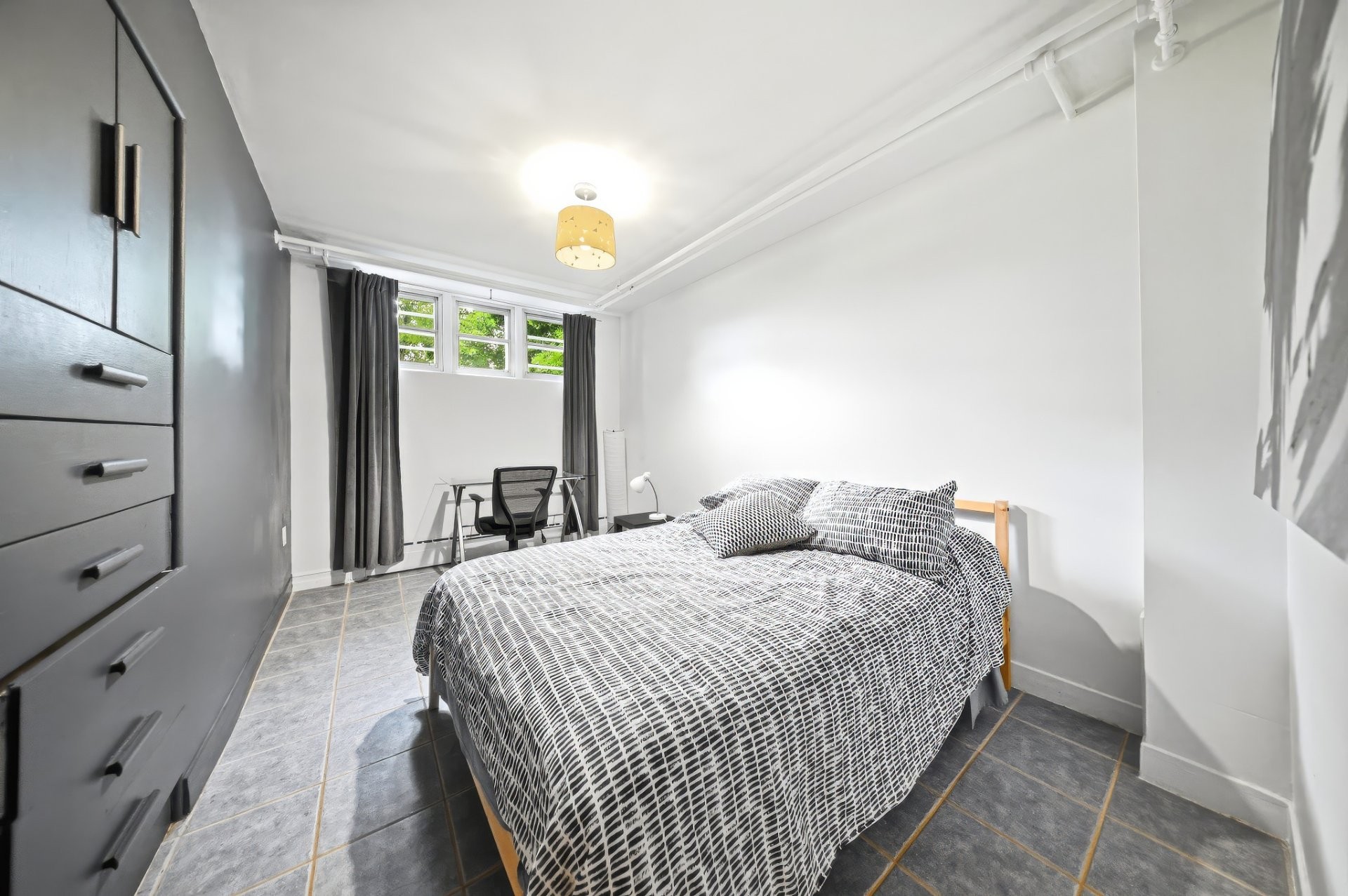 









673

 - 681


Ch. Sydenham

,
Saguenay (Chicoutimi),




QC
G7H2G7

