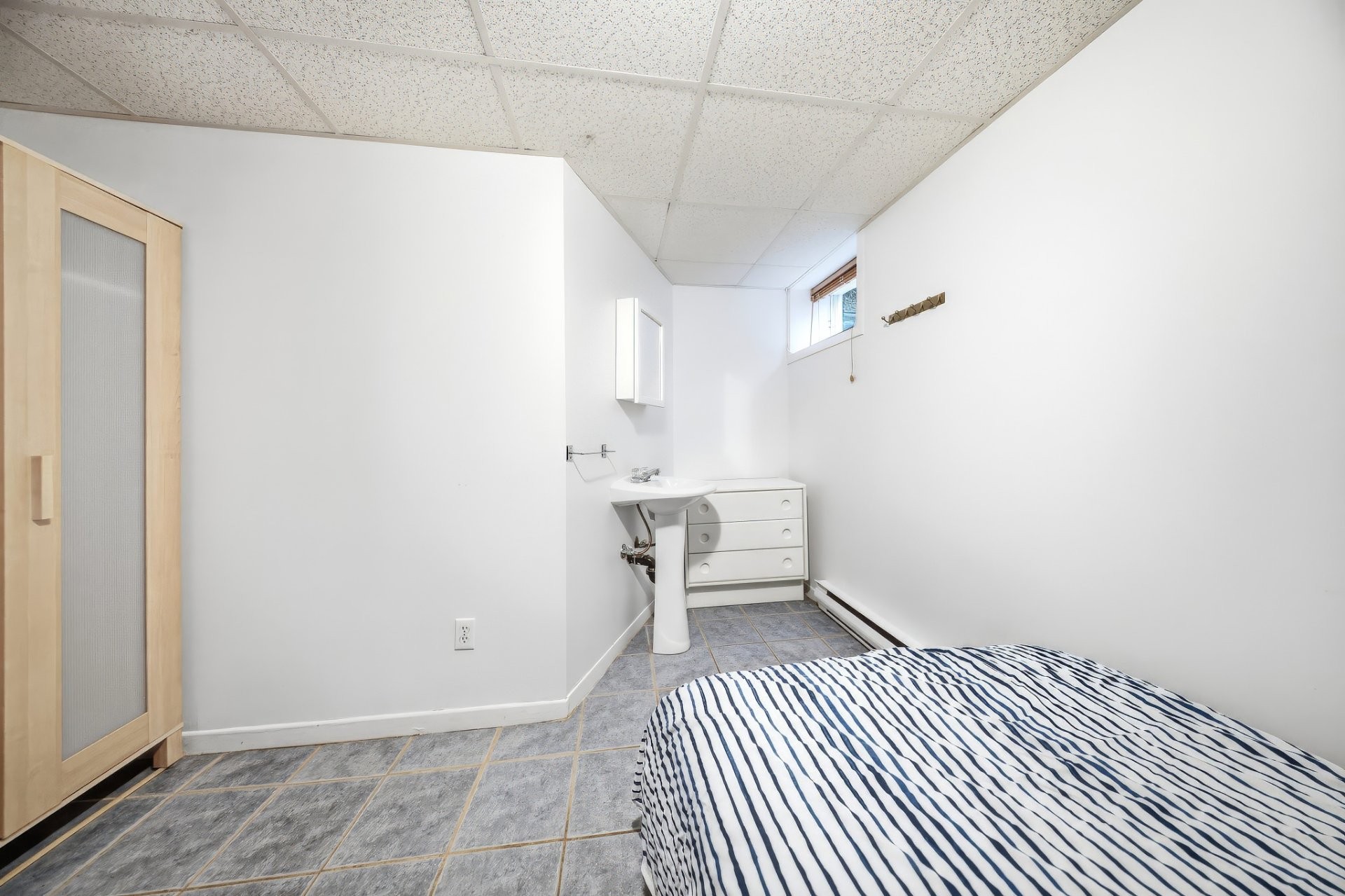 









673

 - 681


Ch. Sydenham

,
Saguenay (Chicoutimi),




QC
G7H2G7

