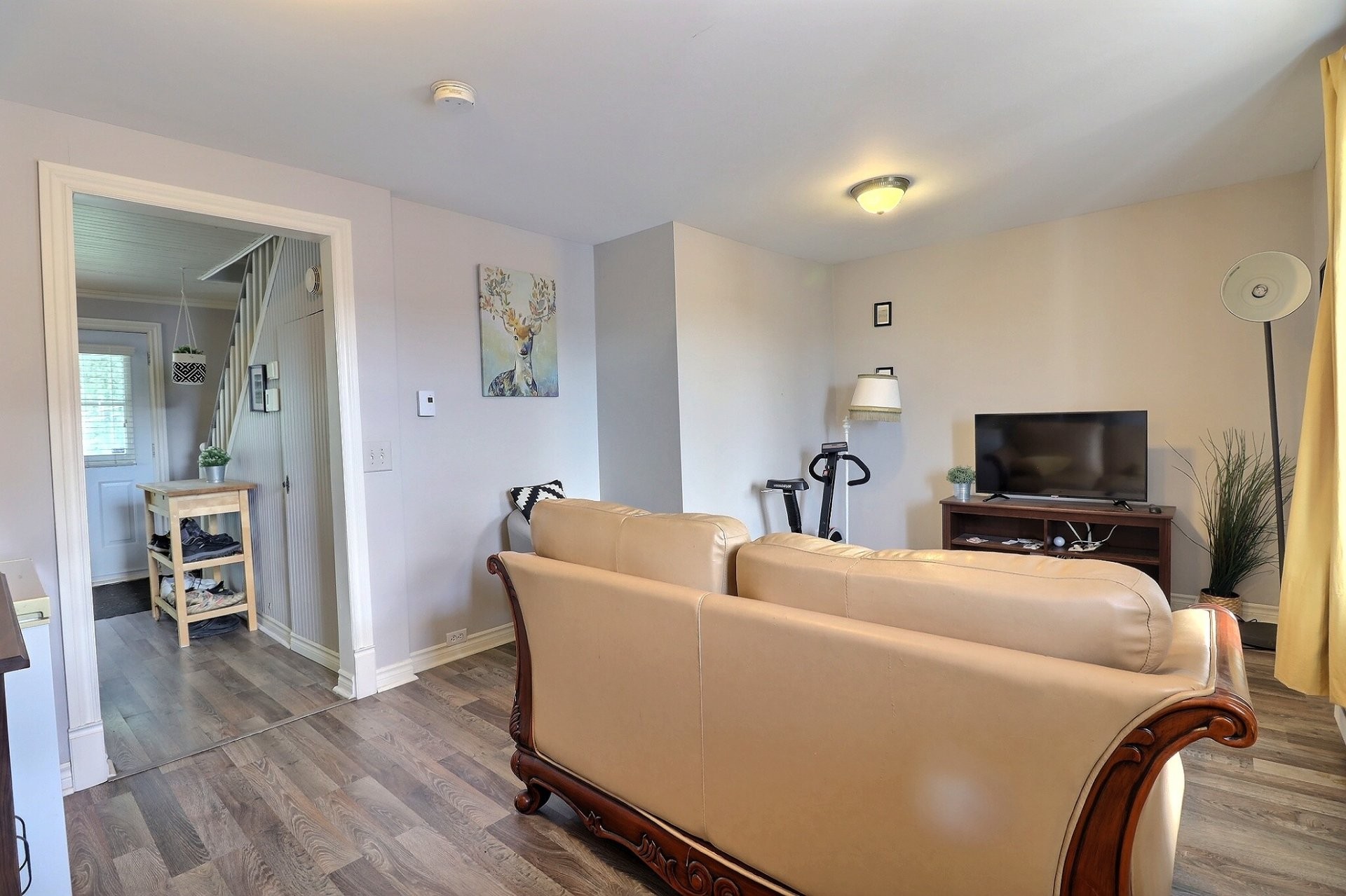 









299

 - 301


Rue Riverin

,
Saguenay (Chicoutimi),




QC
G7H4R9

