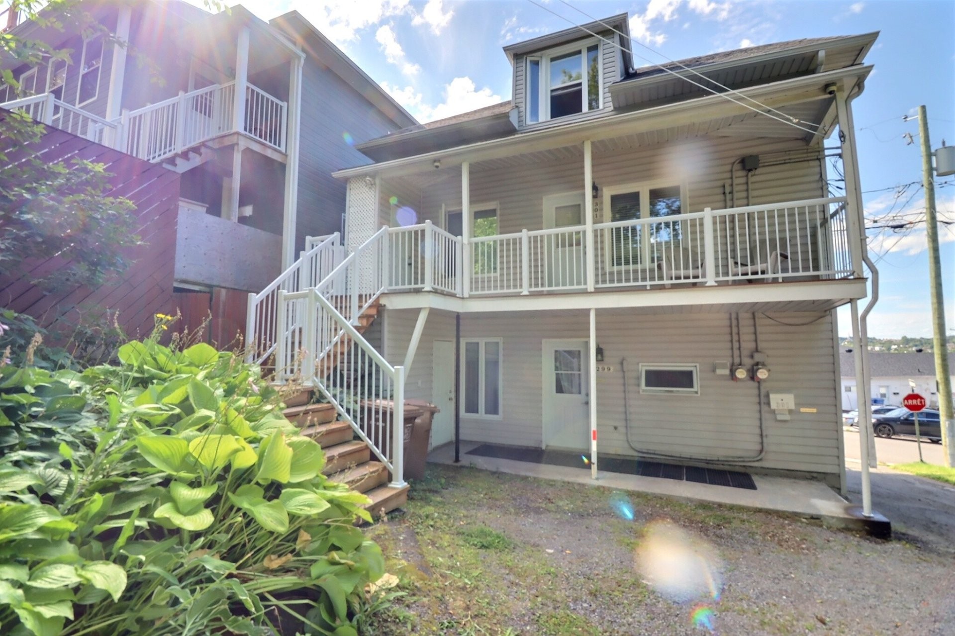 









299

 - 301


Rue Riverin

,
Saguenay (Chicoutimi),




QC
G7H4R9

