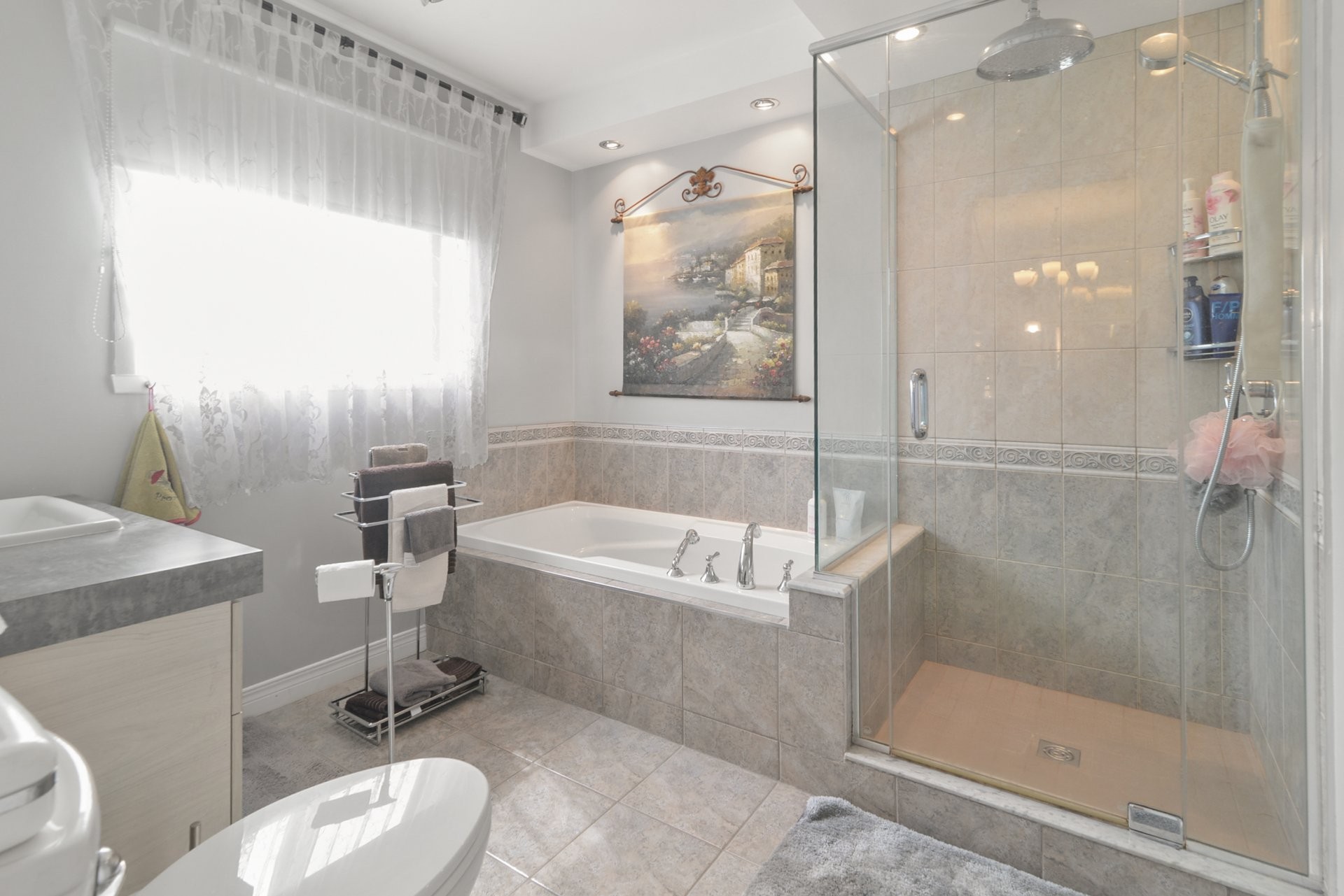 









108


Rue Vanier

,
Saint-Constant,




QC
J5A2J9

