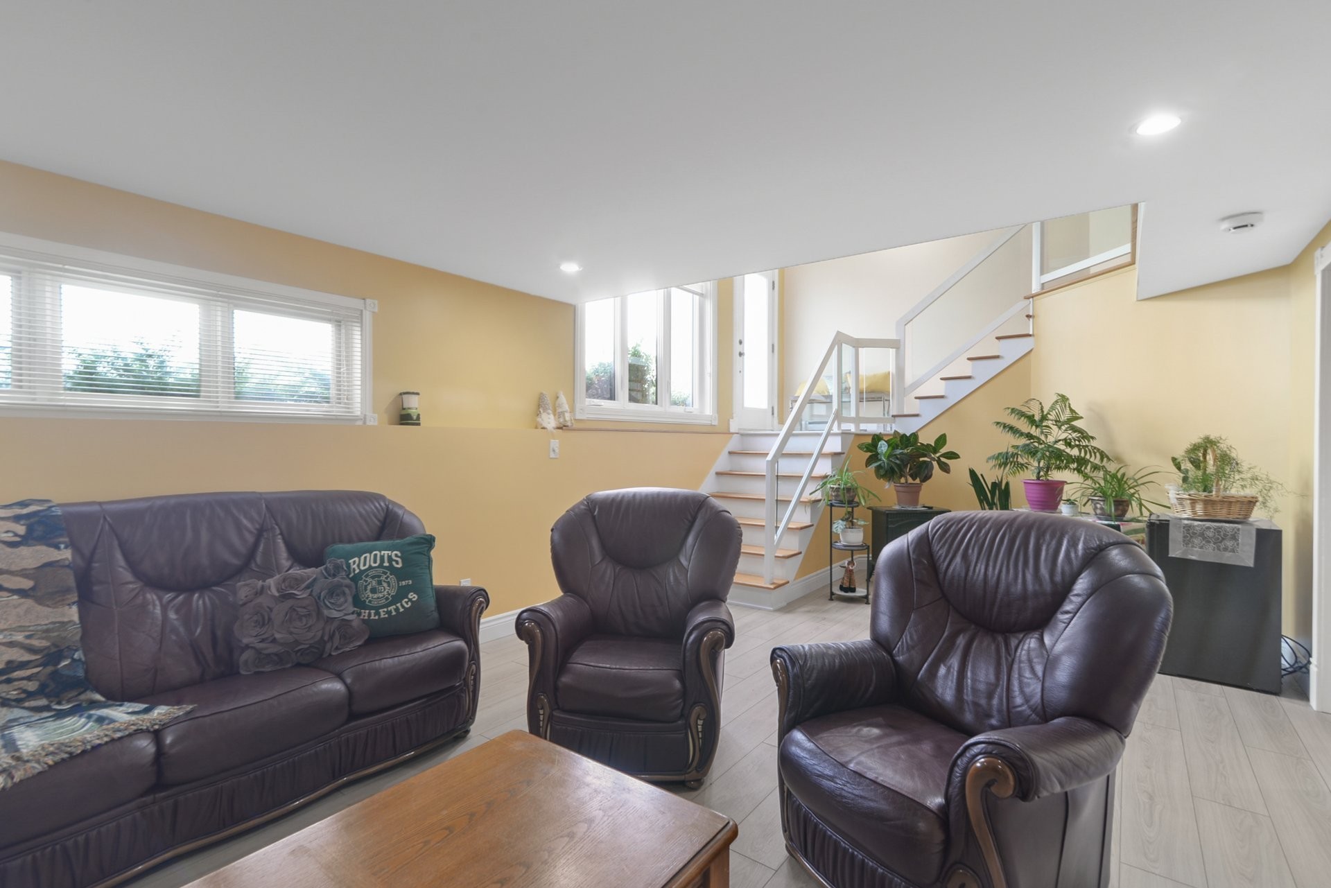 









108


Rue Vanier

,
Saint-Constant,




QC
J5A2J9

