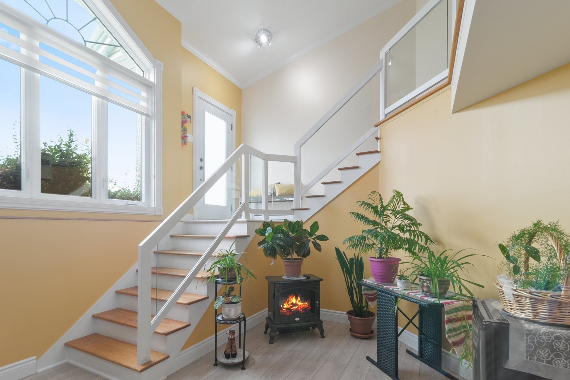 









108


Rue Vanier

,
Saint-Constant,




QC
J5A2J9

