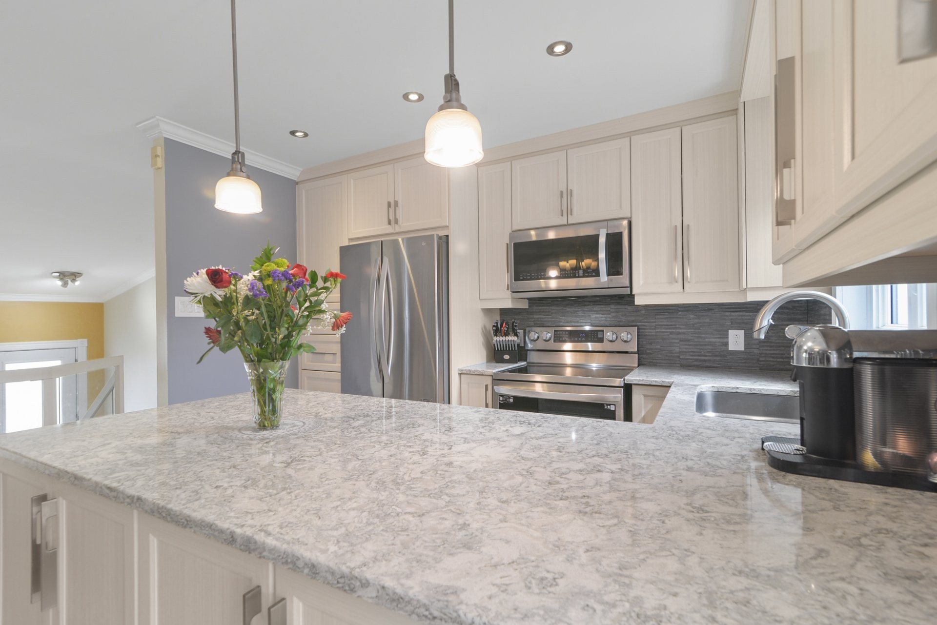 









108


Rue Vanier

,
Saint-Constant,




QC
J5A2J9

