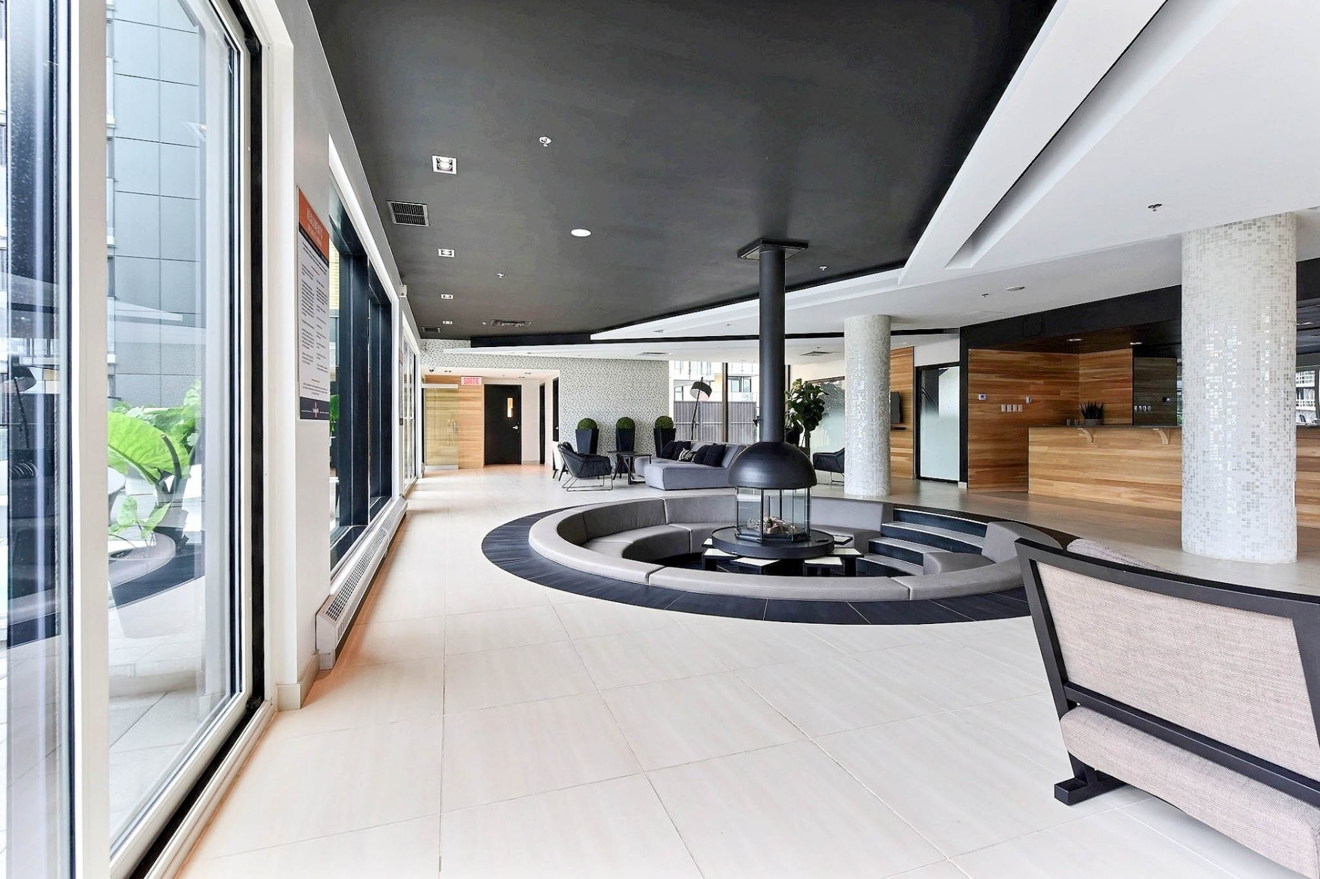 









235


Rue Peel

, 1006,
Montréal (Le Sud-Ouest),




QC
H3C0P8

