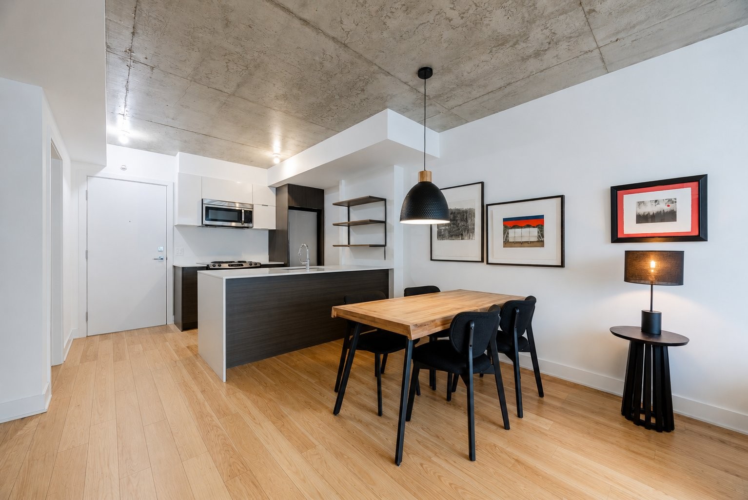 









235


Rue Peel

, 1006,
Montréal (Le Sud-Ouest),




QC
H3C0P8

