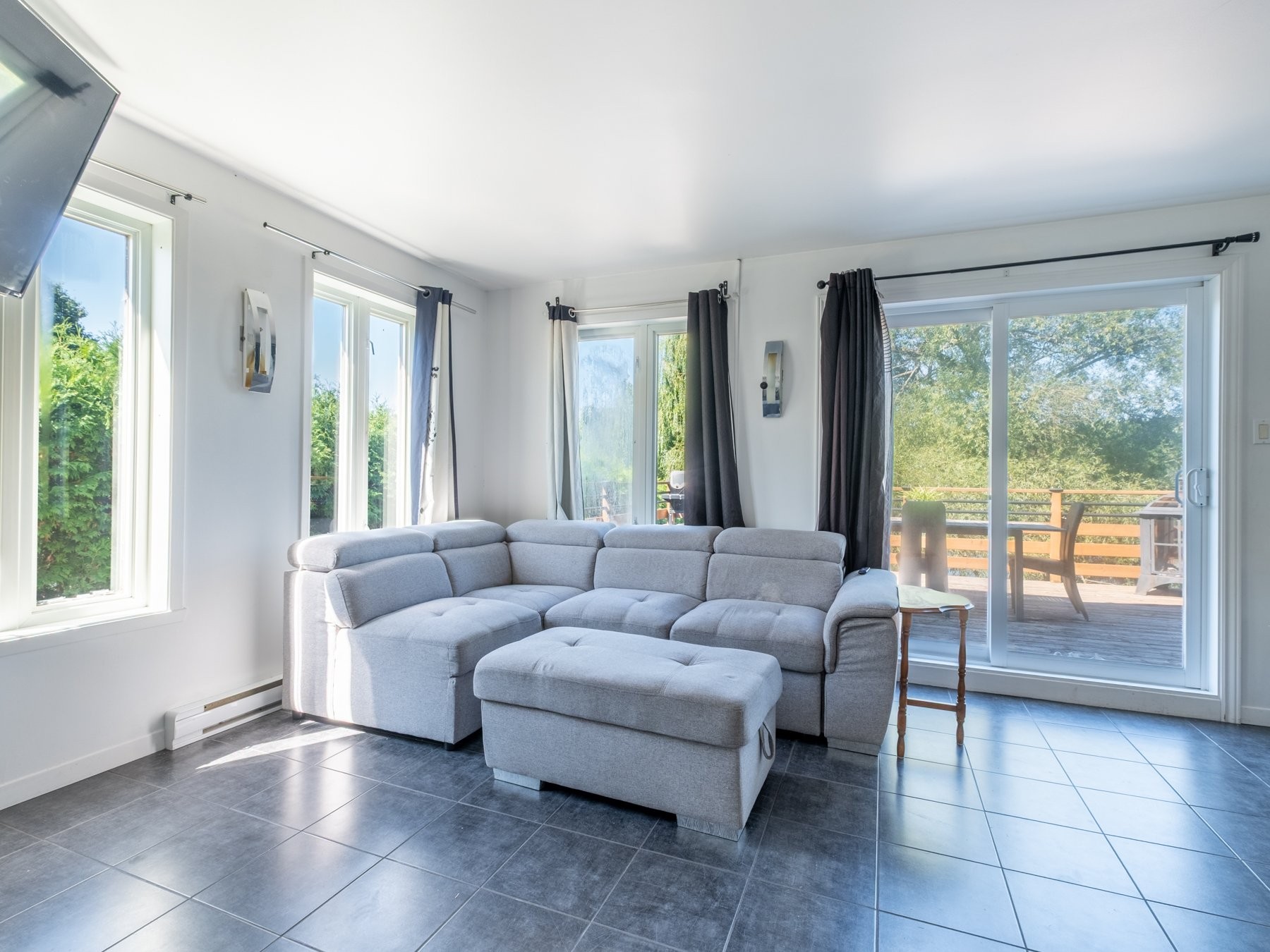 









61


Rue Alphonse

,
Sainte-Victoire-de-Sorel,




QC
J0G1T0

