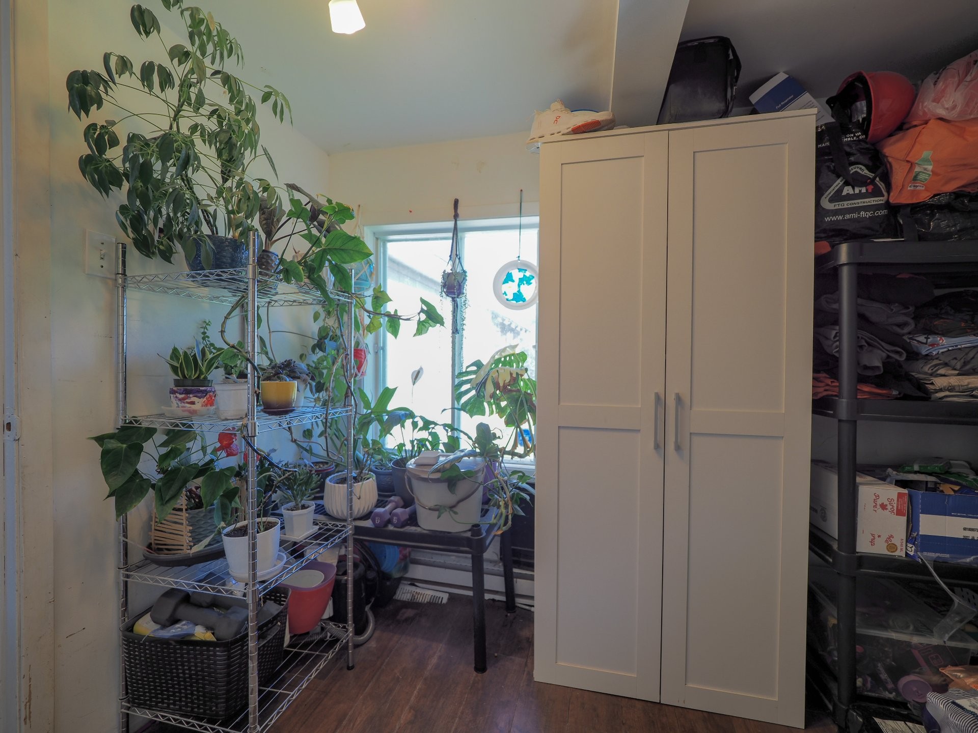 









11650


Rue Notre-Dame O.

,
Trois-Rivières,




QC
G9B6W4

