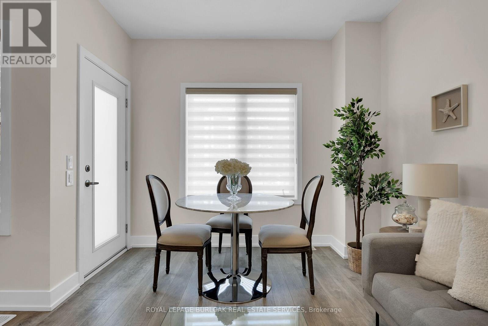 












9 - 115 SHOREVIEW PLACE

,
Hamilton,




Ontario
L8E0K4

