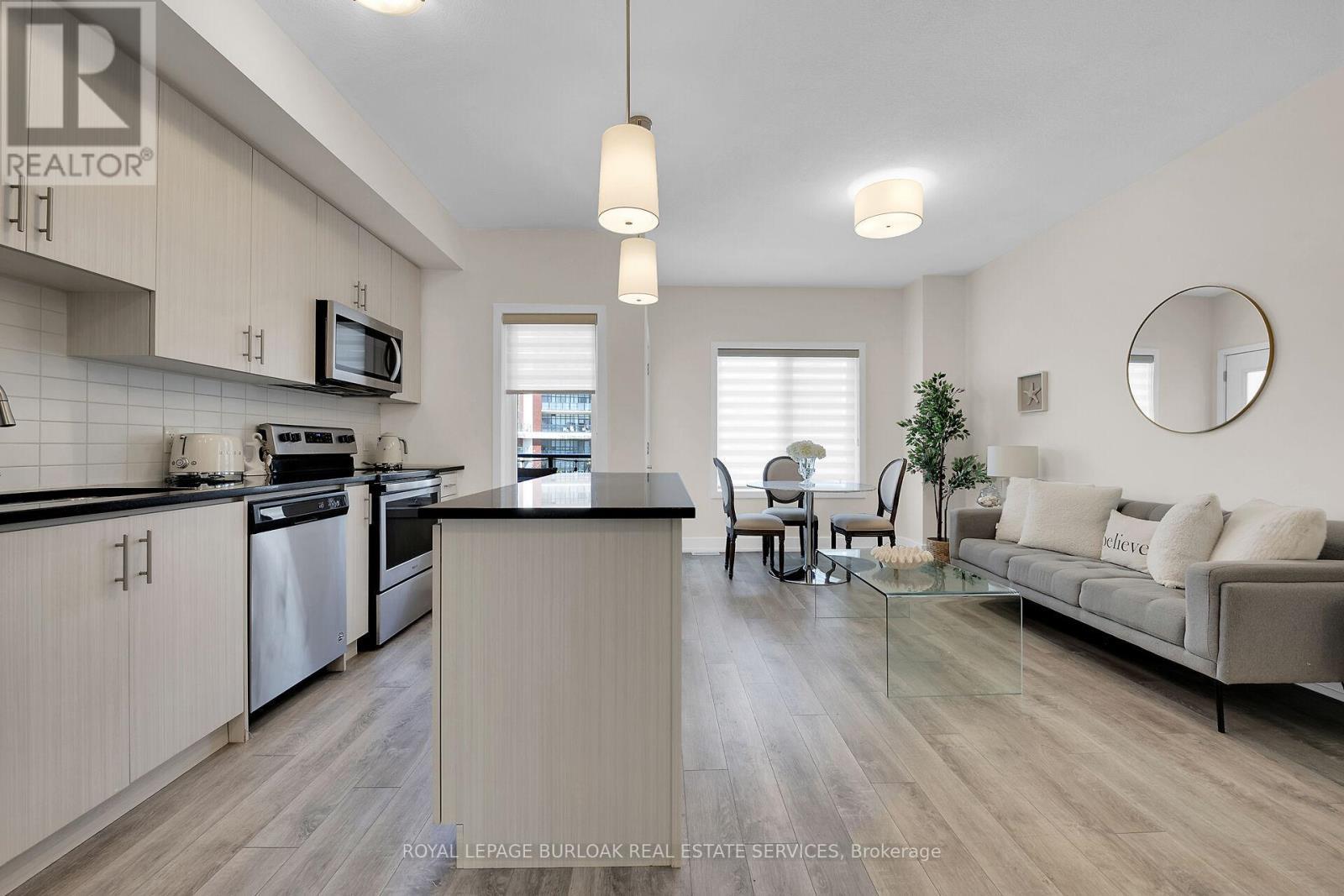 












9 - 115 SHOREVIEW PLACE

,
Hamilton,




Ontario
L8E0K4

