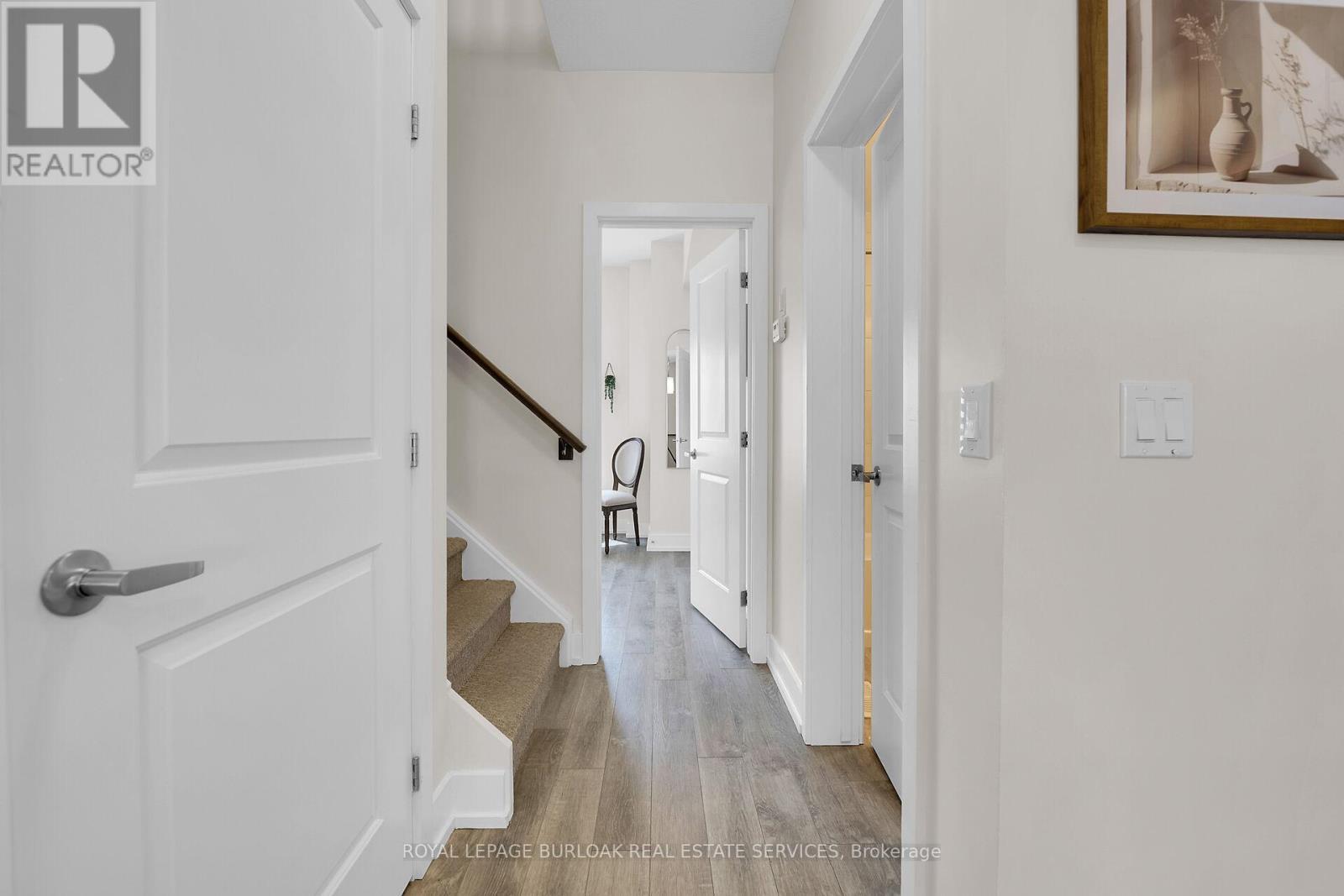 












9 - 115 SHOREVIEW PLACE

,
Hamilton,




Ontario
L8E0K4

