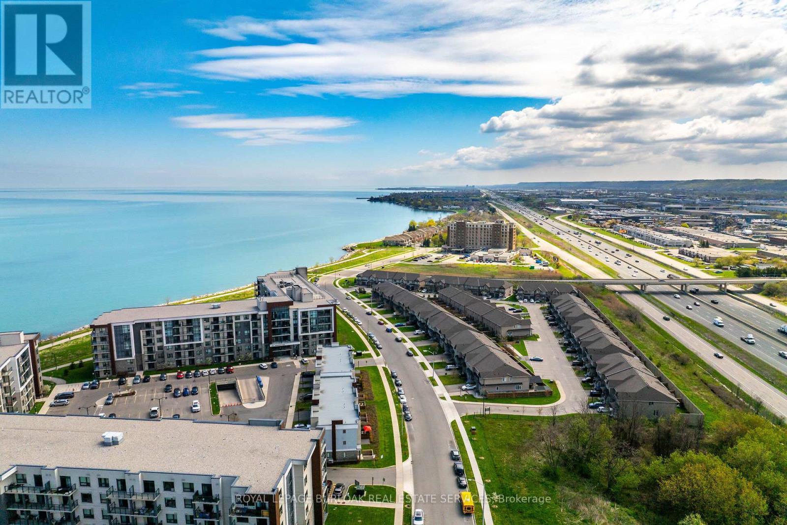 












9 - 115 SHOREVIEW PLACE

,
Hamilton,




Ontario
L8E0K4


