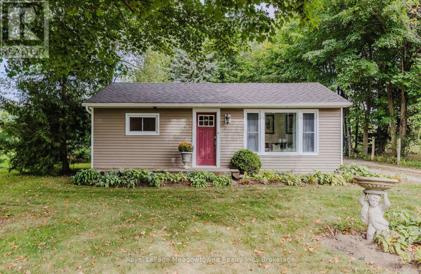 












5013 ERAMOSA-ERIN TOWNLINE

,
Erin,




Ontario
N0B2K0

