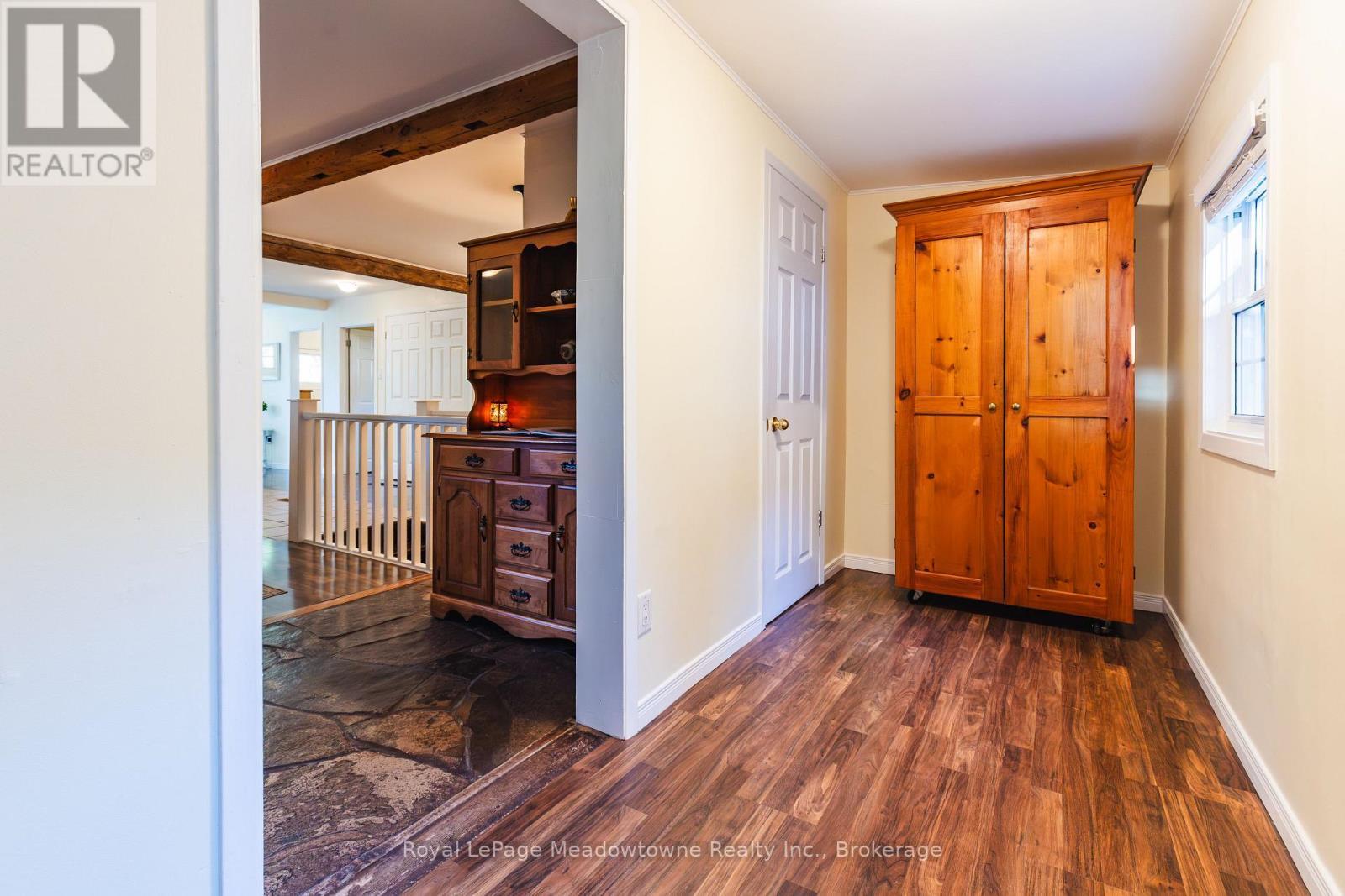 












5013 ERAMOSA-ERIN TOWNLINE

,
Erin,




Ontario
N0B2K0


