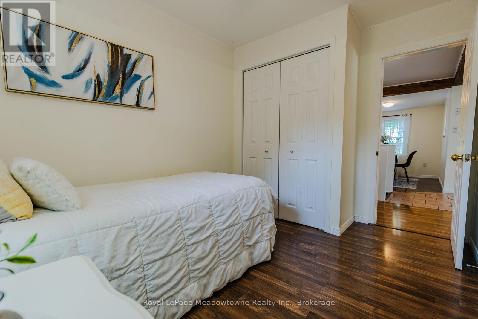 












5013 ERAMOSA-ERIN TOWNLINE

,
Erin,




Ontario
N0B2K0

