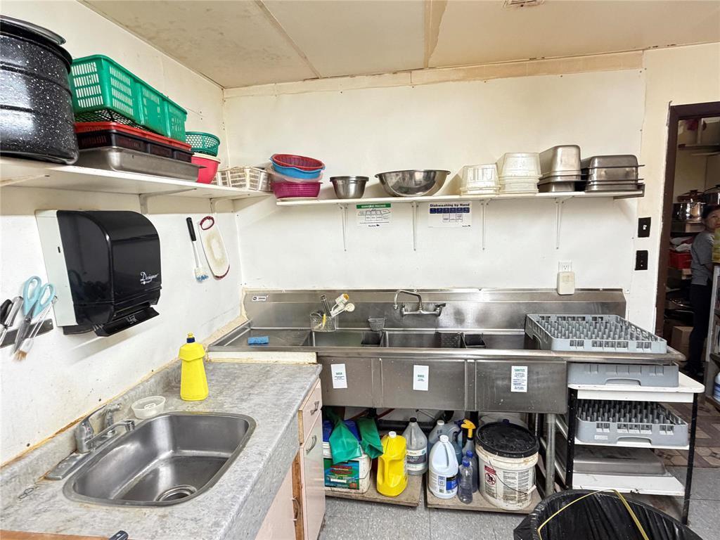 












45 Maple Avenue E

,
Hamiota,




Manitoba
R0M0T0

