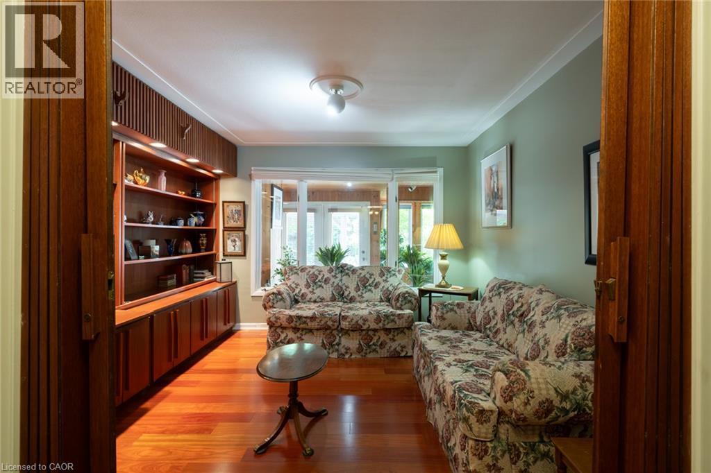 












208 DECOU Road

,
Simcoe,




Ontario
N3Y4K2

