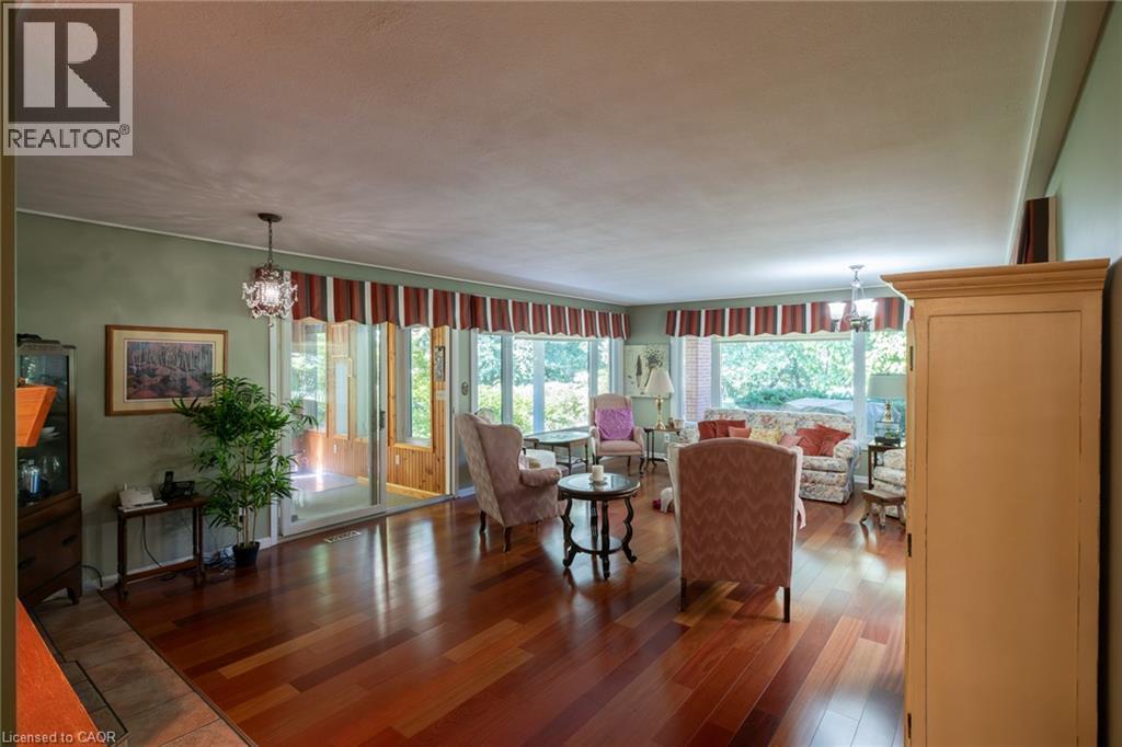 












208 DECOU Road

,
Simcoe,




Ontario
N3Y4K2

