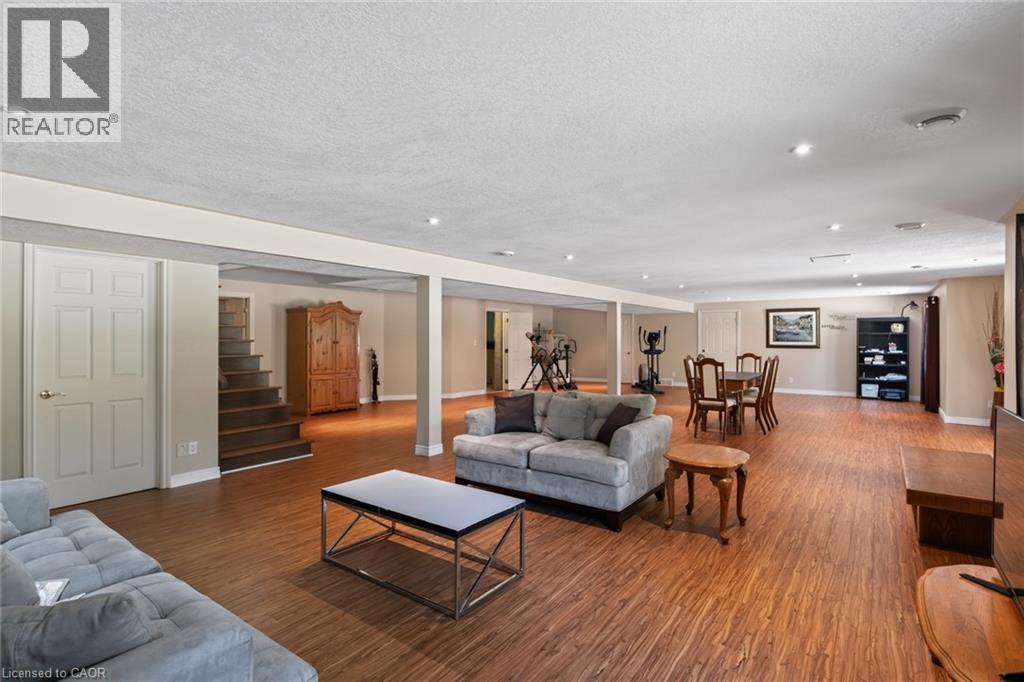 












38 VIRGINIA Avenue

,
Simcoe,




Ontario
N3Y5M4

