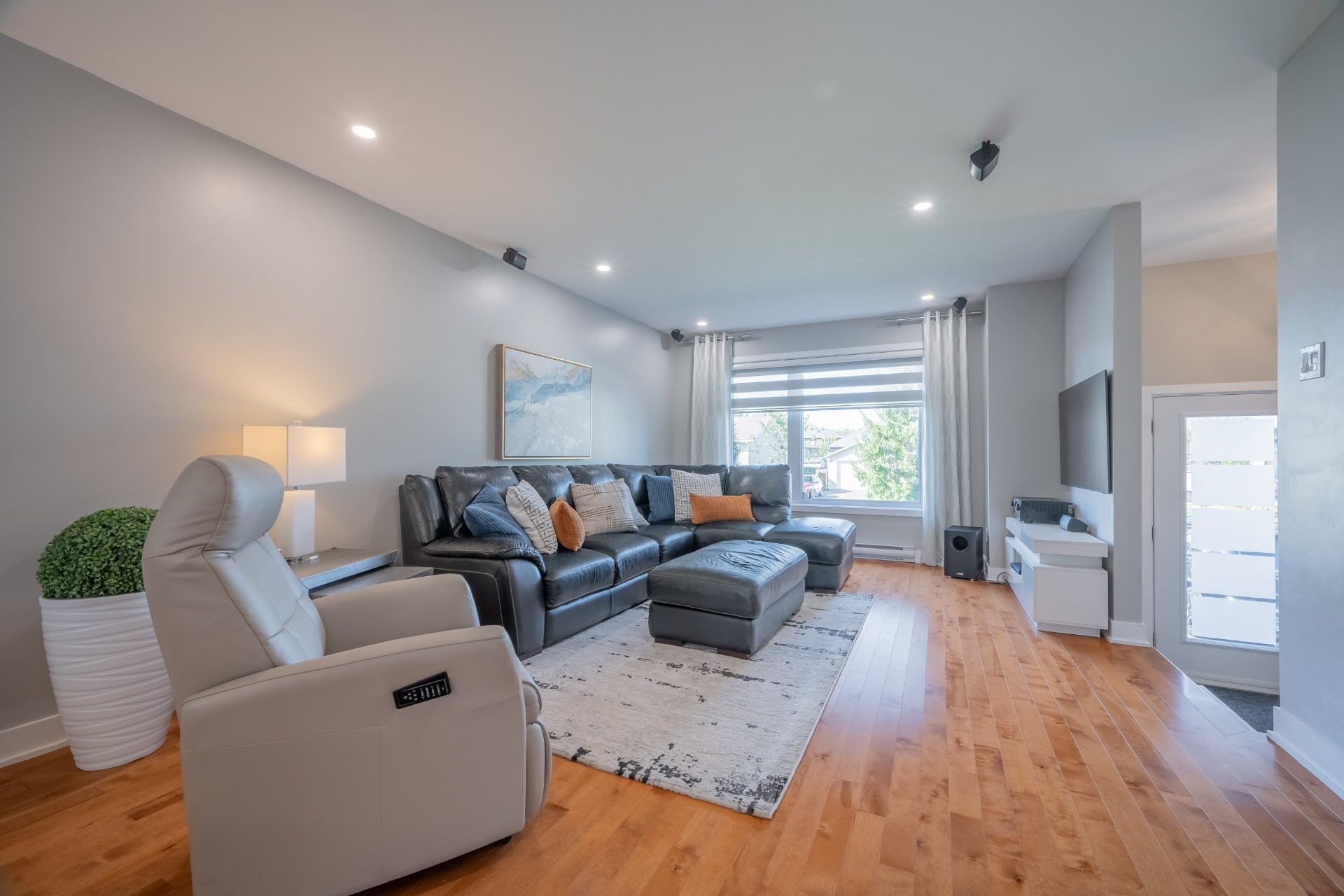









260


Rue Marthe

,
Saint-Philippe,




QC
J0L2K0

